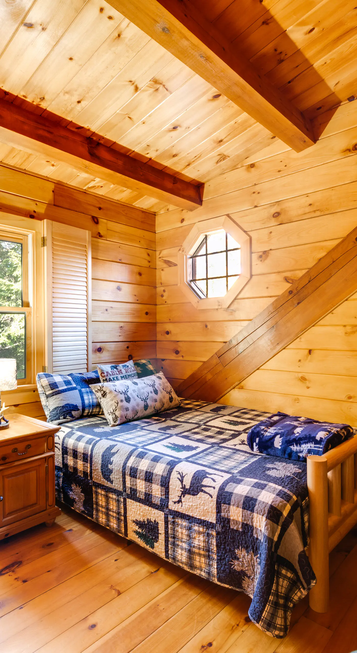 Fire Pit & Hot Tub: Poconos Family Cabin!