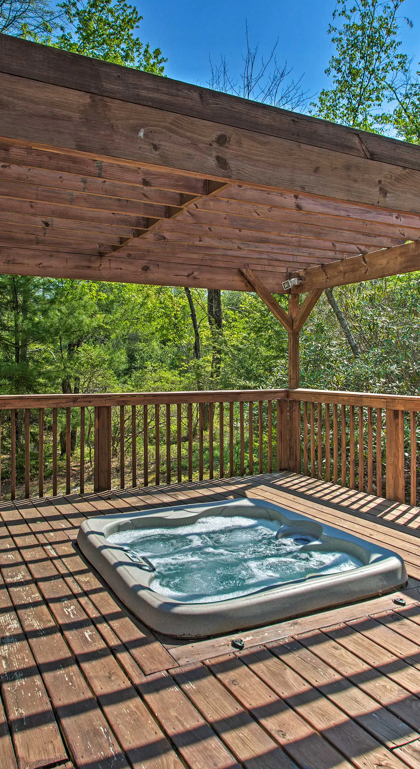 Fire Pit & Hot Tub: Poconos Family Cabin!
