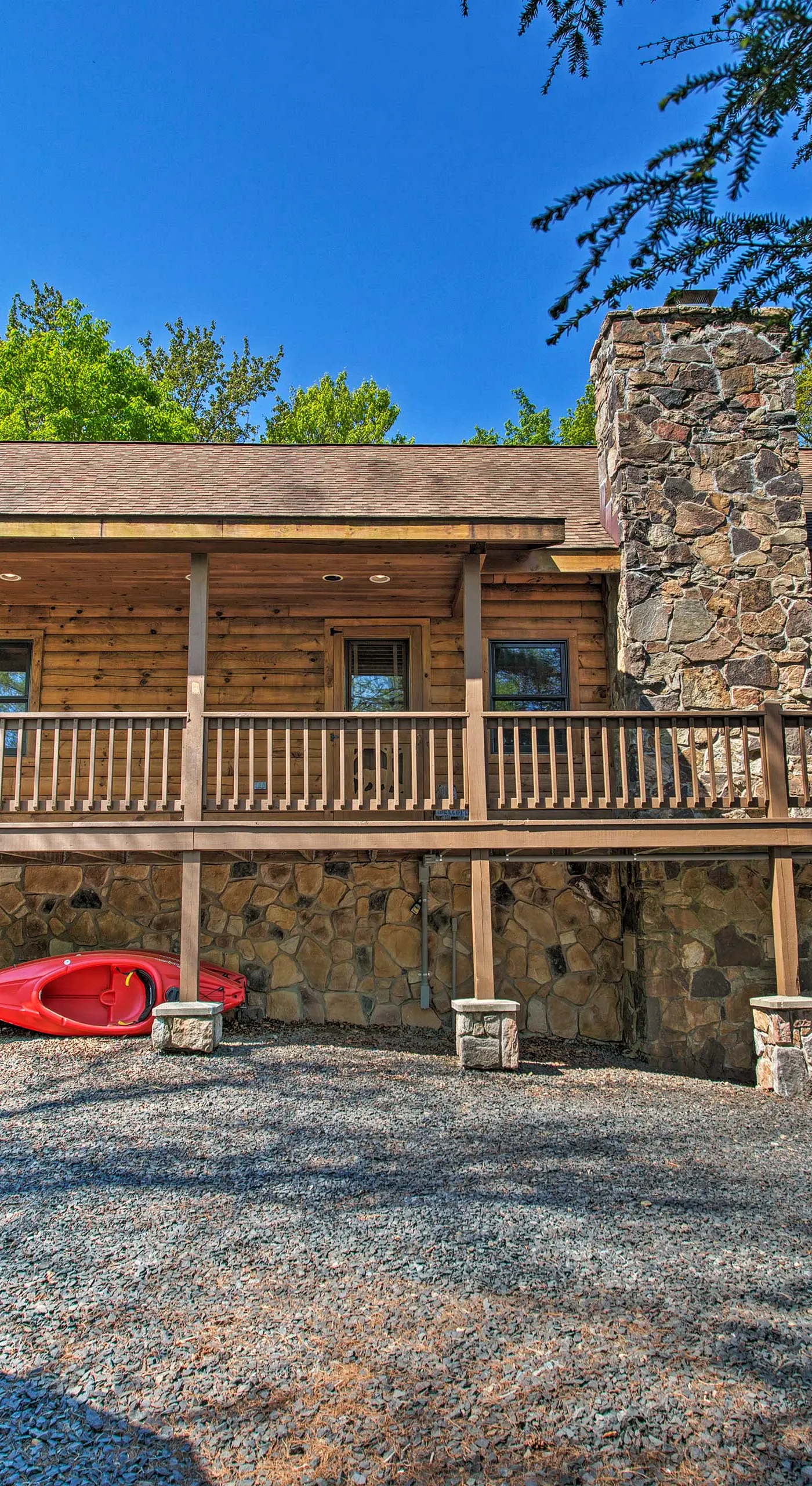 Fire Pit & Hot Tub: Poconos Family Cabin!