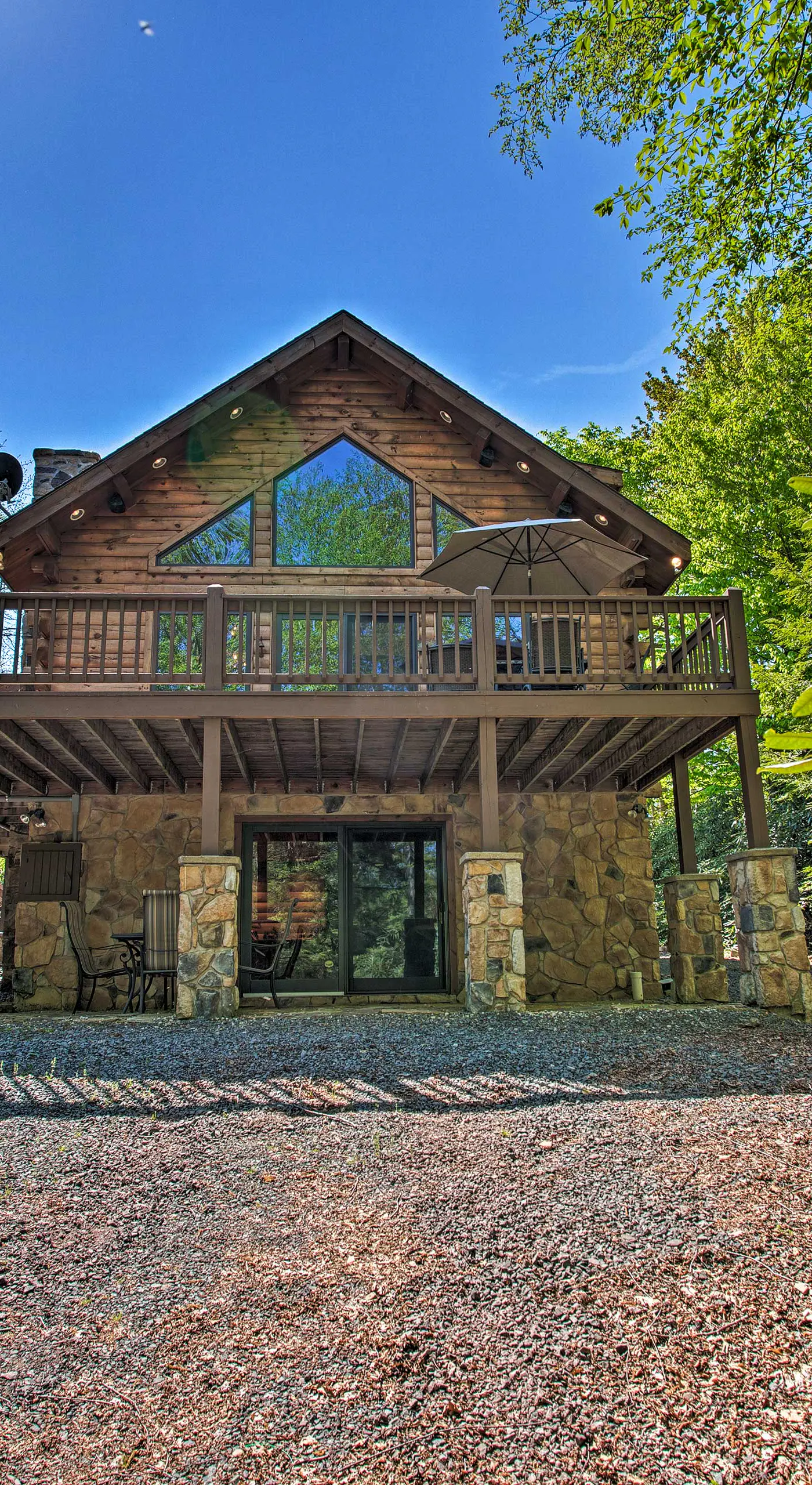 Fire Pit & Hot Tub: Poconos Family Cabin!
