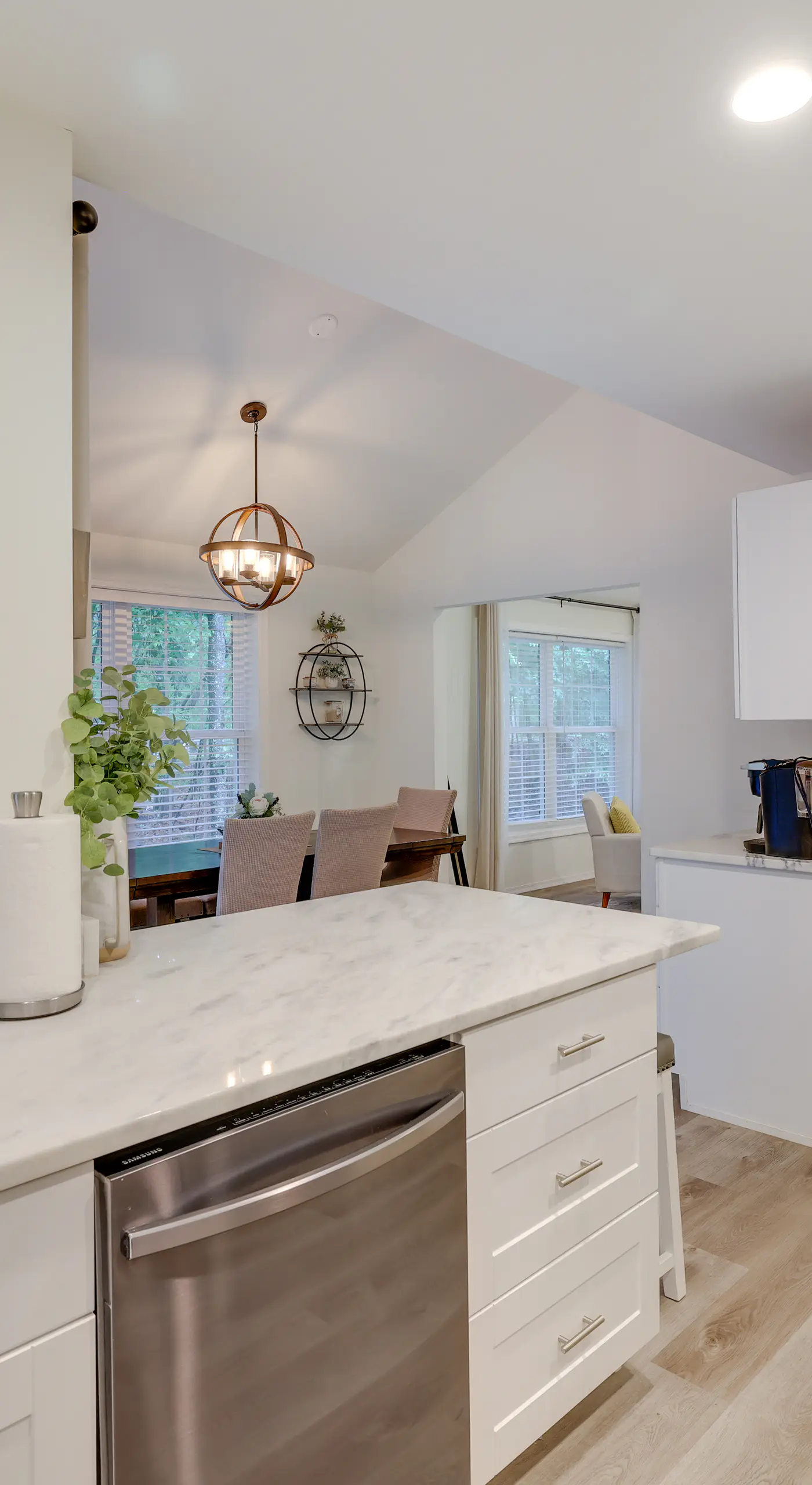 7 Mi to Camelback Mtn: Chic Penn Estates Home