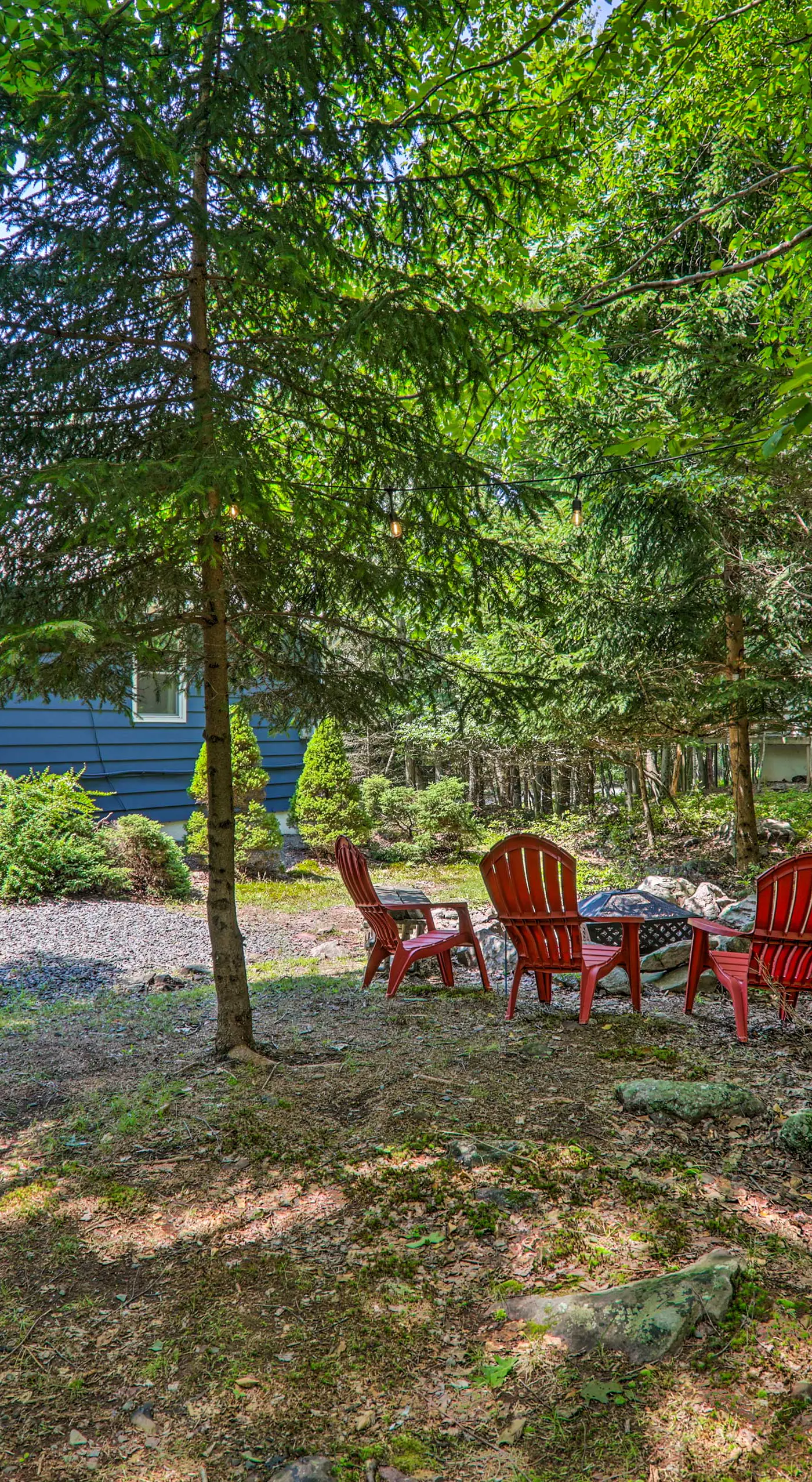Fire Pit & Community Perks: Blakeslee Cottage!