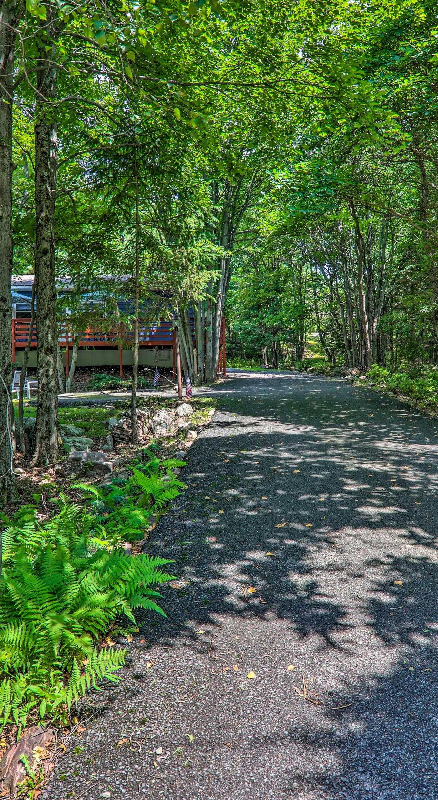 Fire Pit & Community Perks: Blakeslee Cottage!