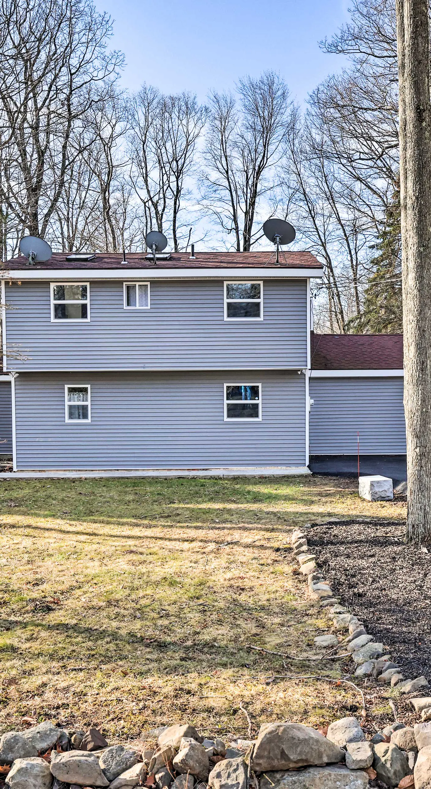 Hot Tub, Fire Pit & Game Room: Tobyhanna Home!