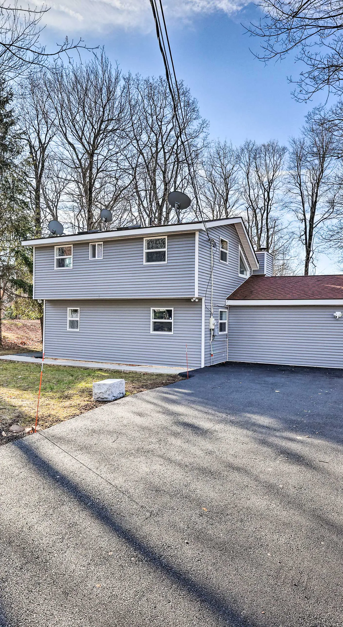 Hot Tub, Fire Pit & Game Room: Tobyhanna Home!
