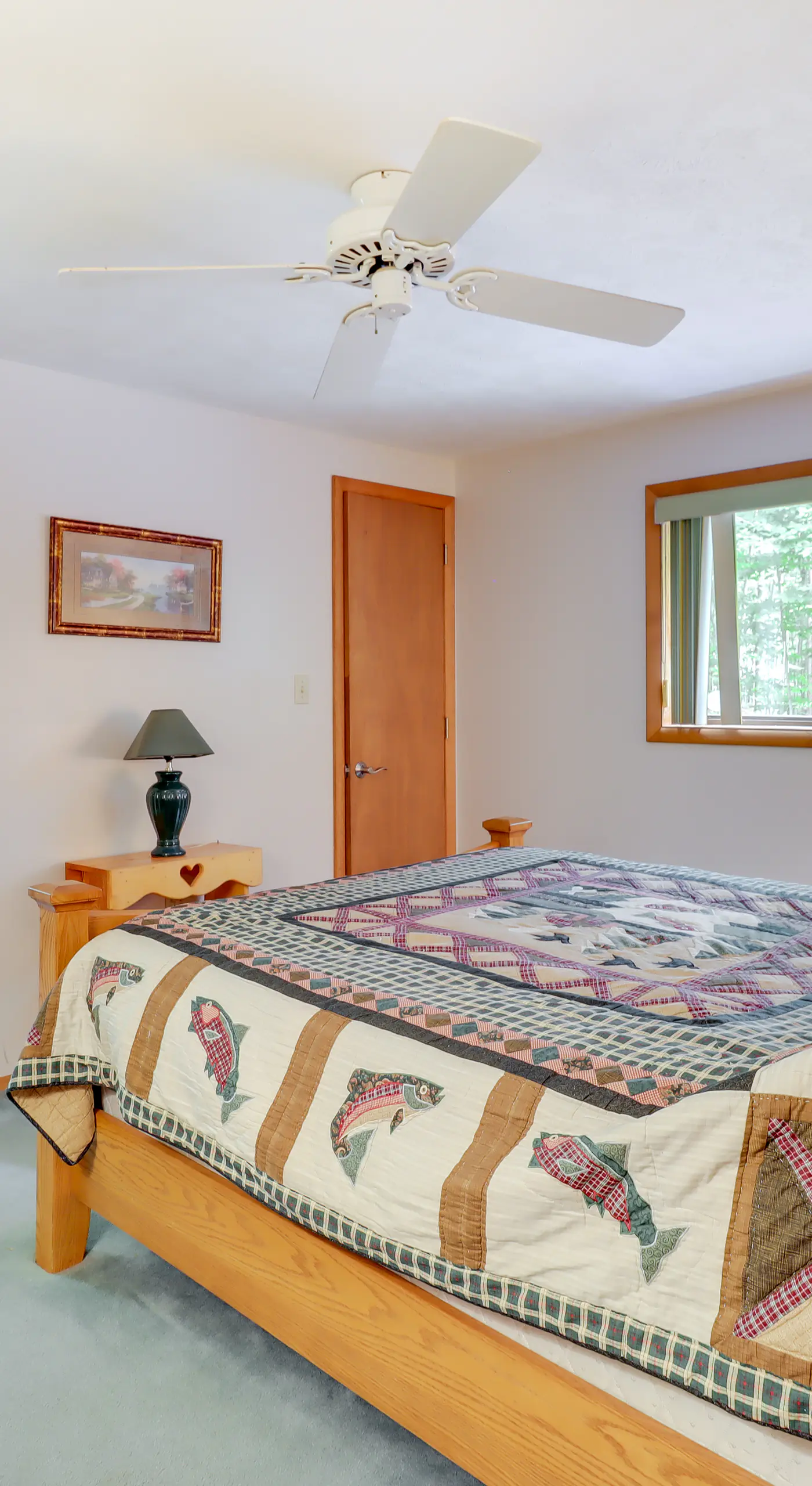 Lake Access & Decks: Pet-Friendly Poconos Cabin!