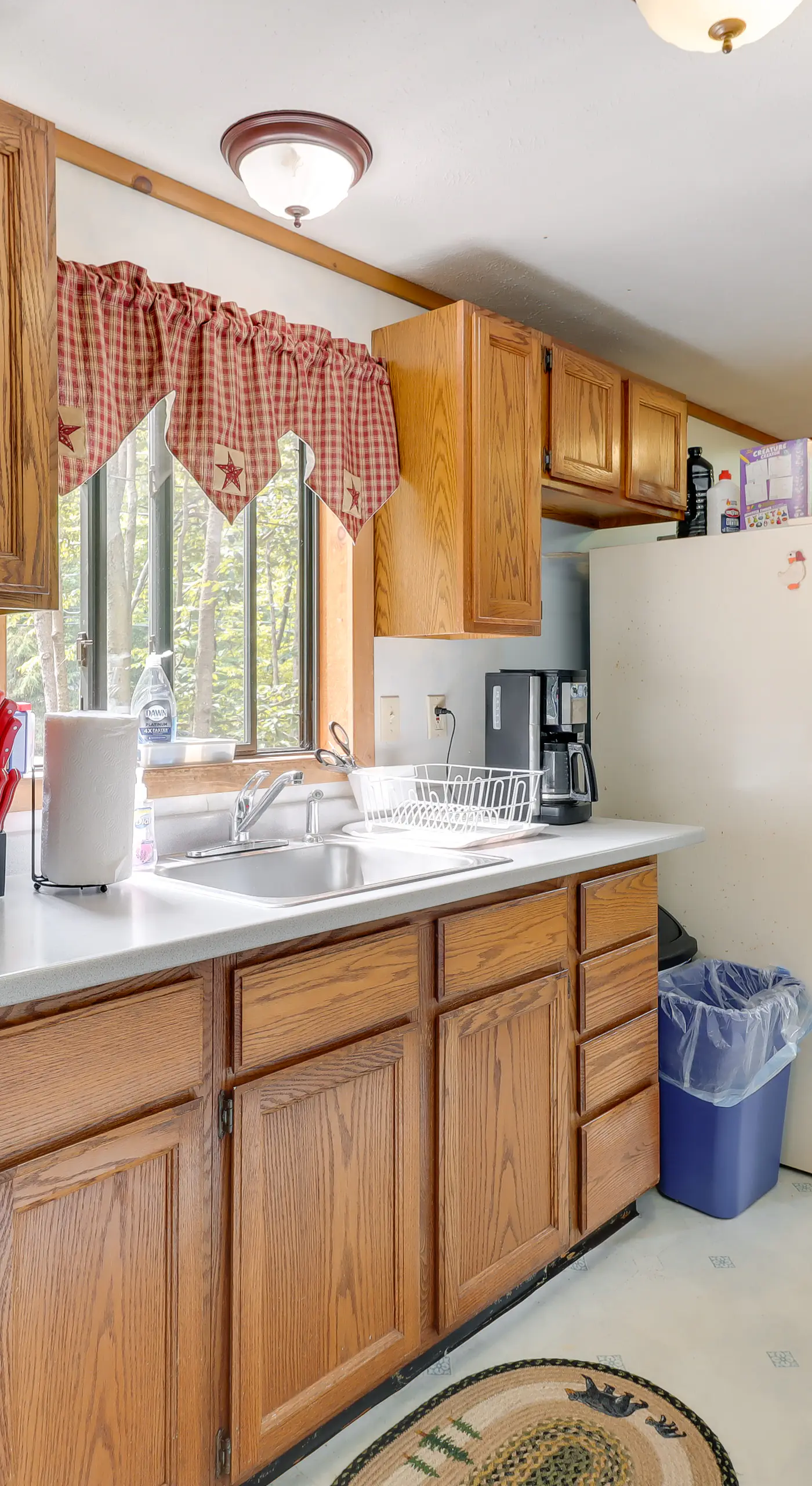 Lake Access & Decks: Pet-Friendly Poconos Cabin!