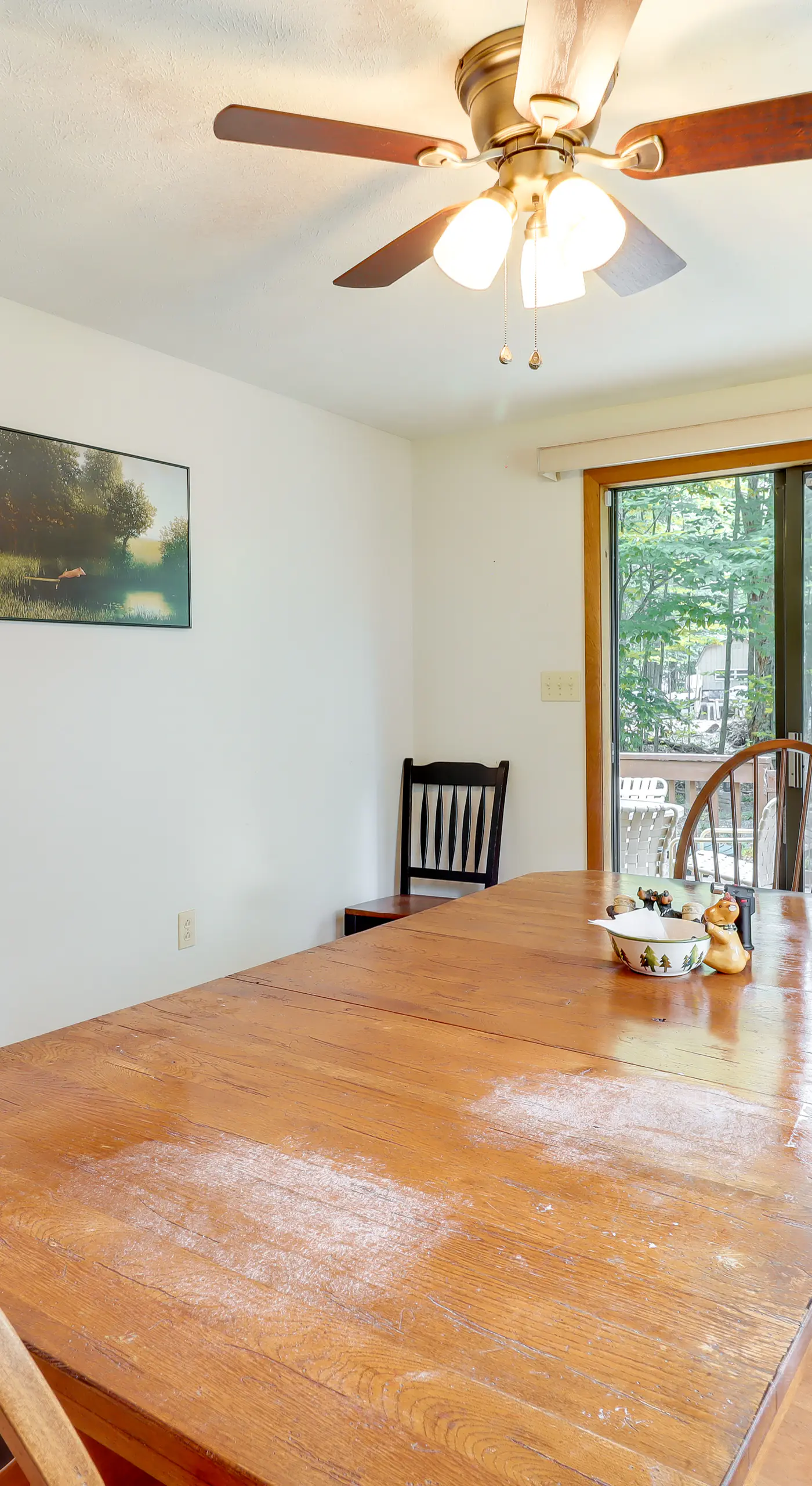 Lake Access & Decks: Pet-Friendly Poconos Cabin!