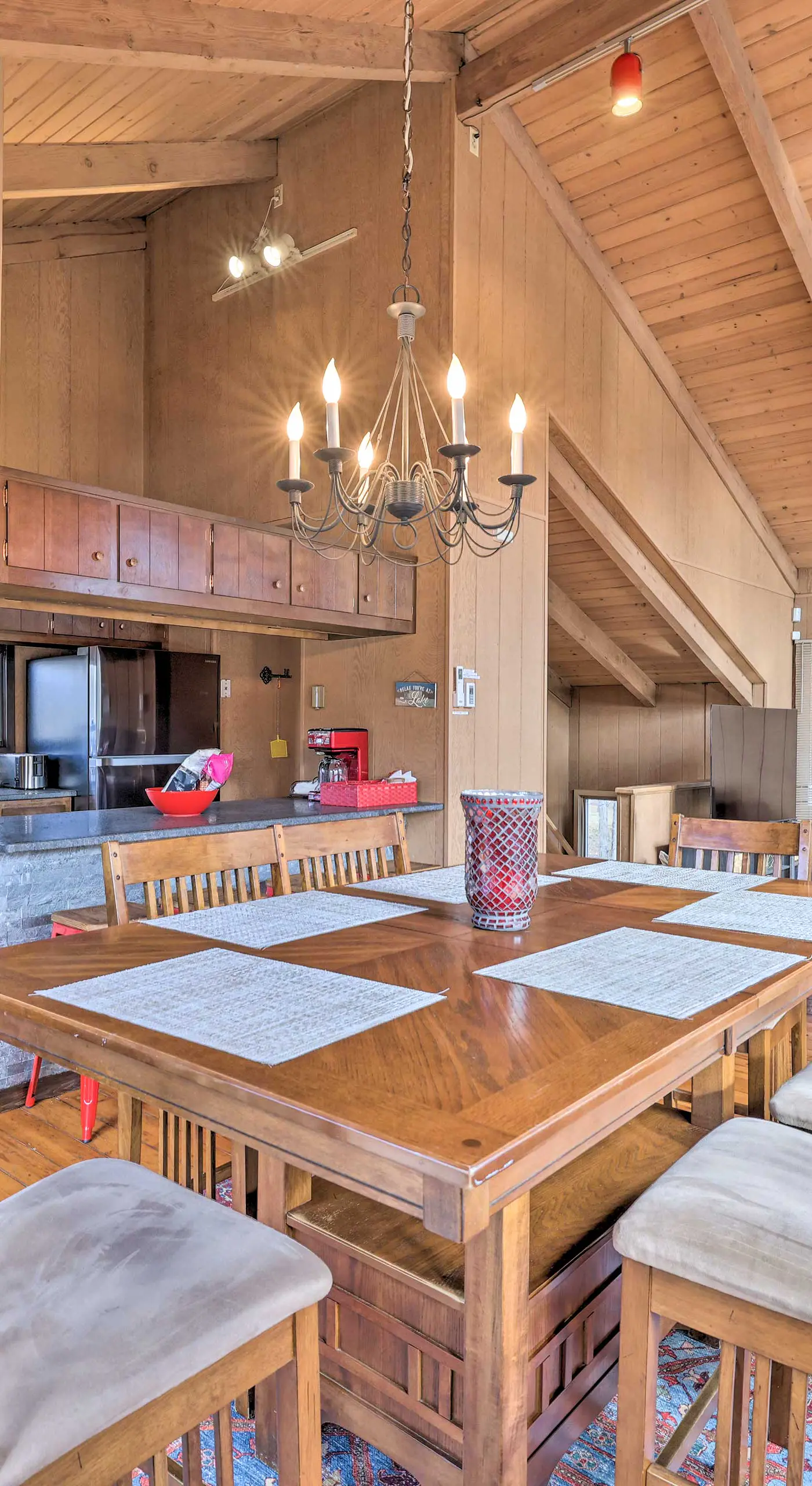 Fire Pit & Grill: Lakefront Poconos Cottage!