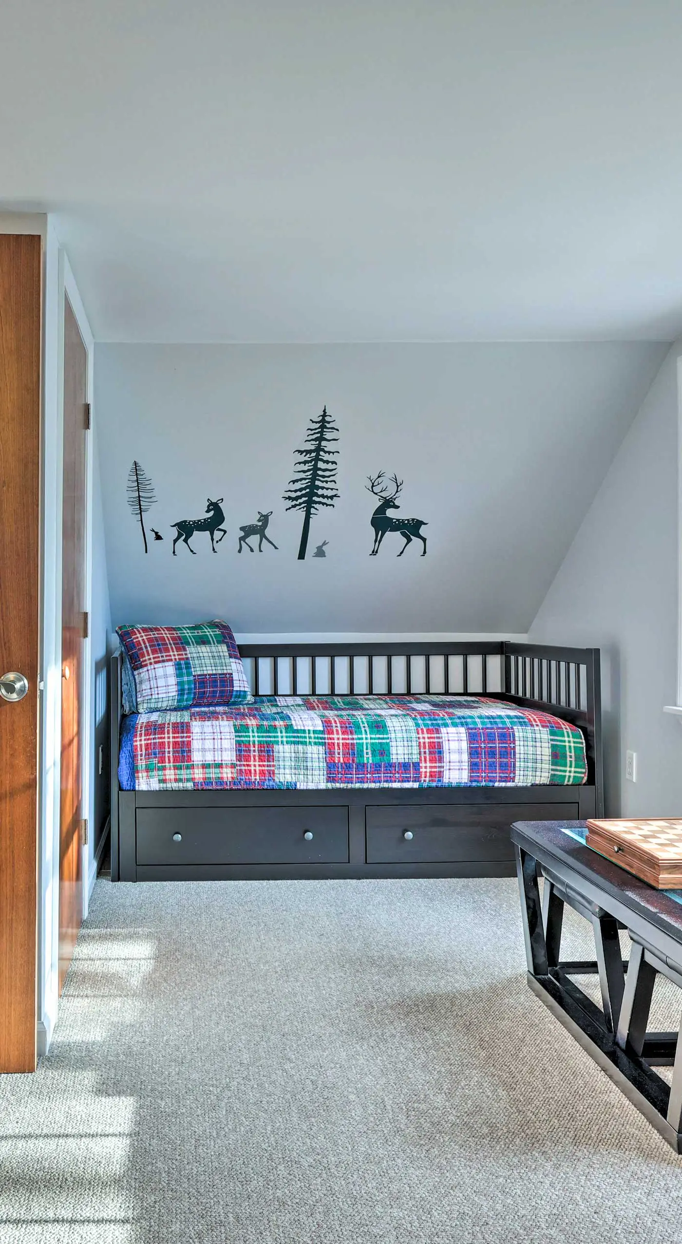 Poconos Cottage w/ Sauna ~ 10 Mi to Camelback!