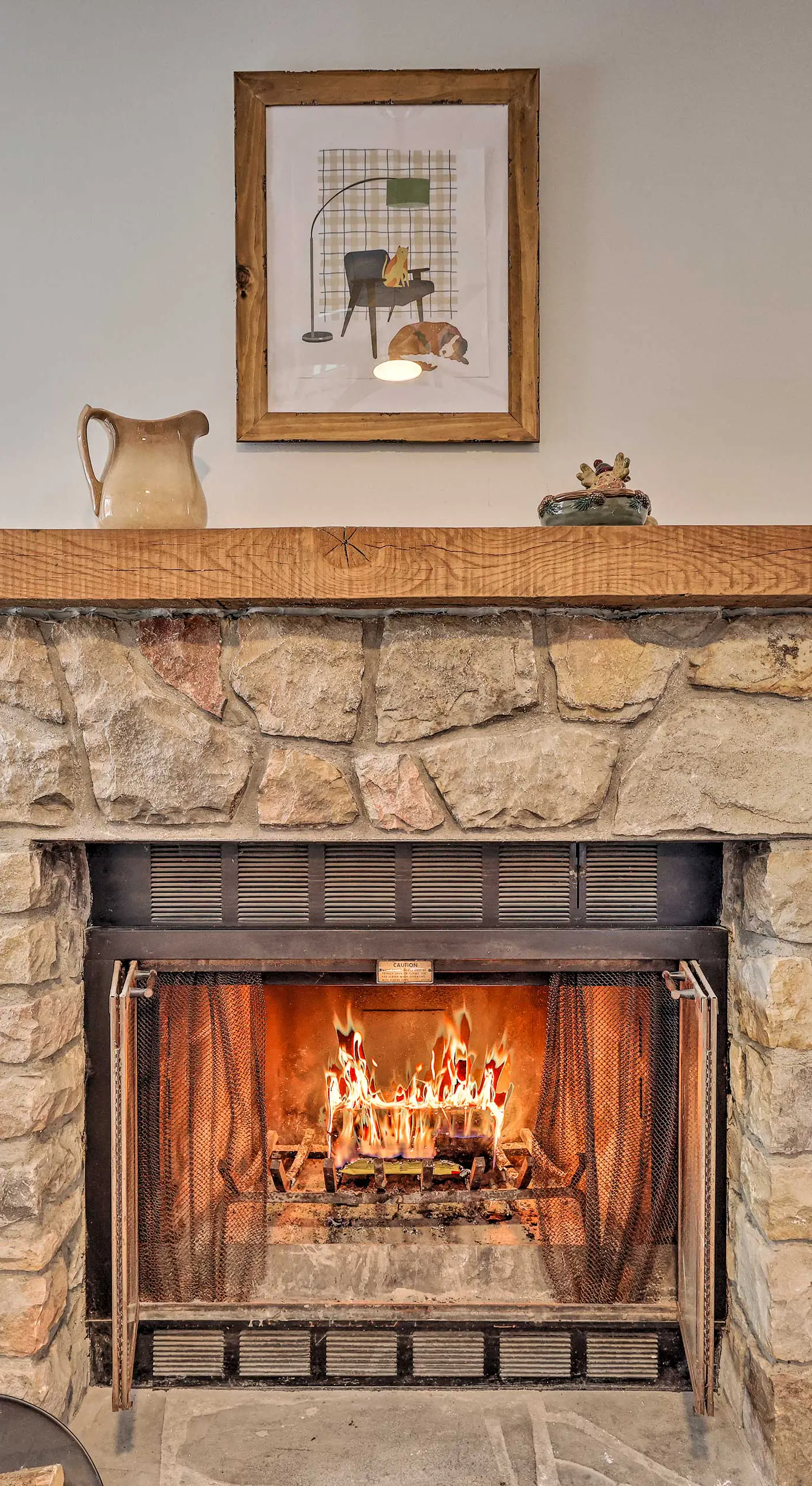 < 1 Mi to Jack Frost: Lake Harmony Townhome!