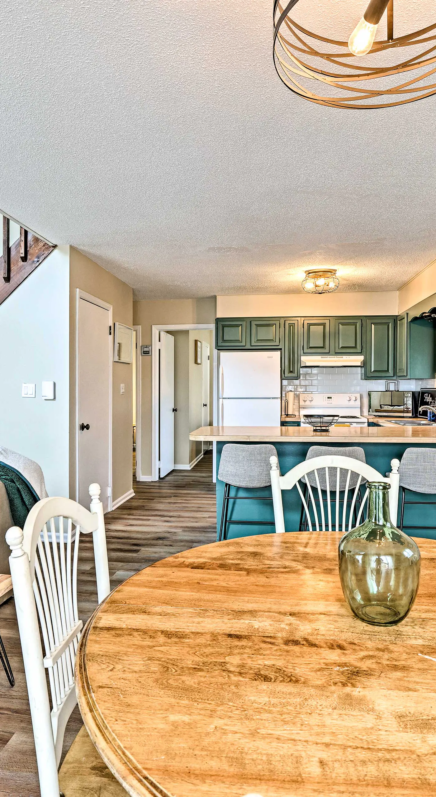 Golf, Ski + Fish: Cabin w/ Deck in Tobyhanna!