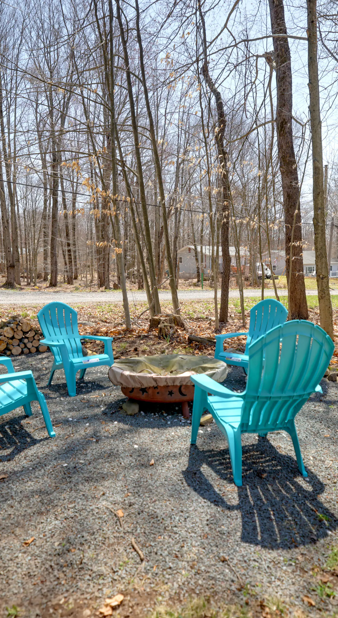 Walk to Beach: Pocono Lake Cabin w/ Pool Access!