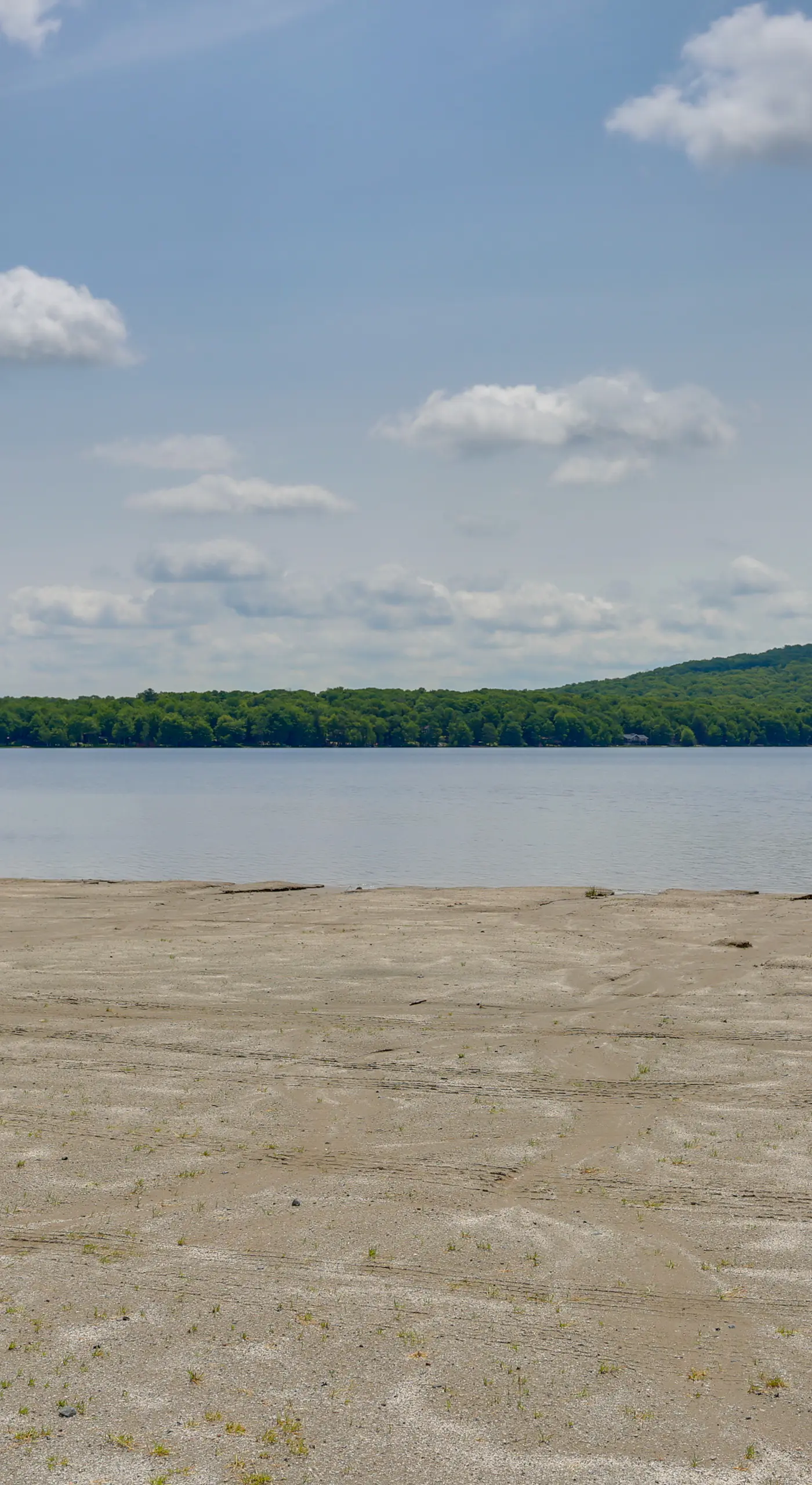 Walk to Beach: Pocono Lake Cabin w/ Pool Access!