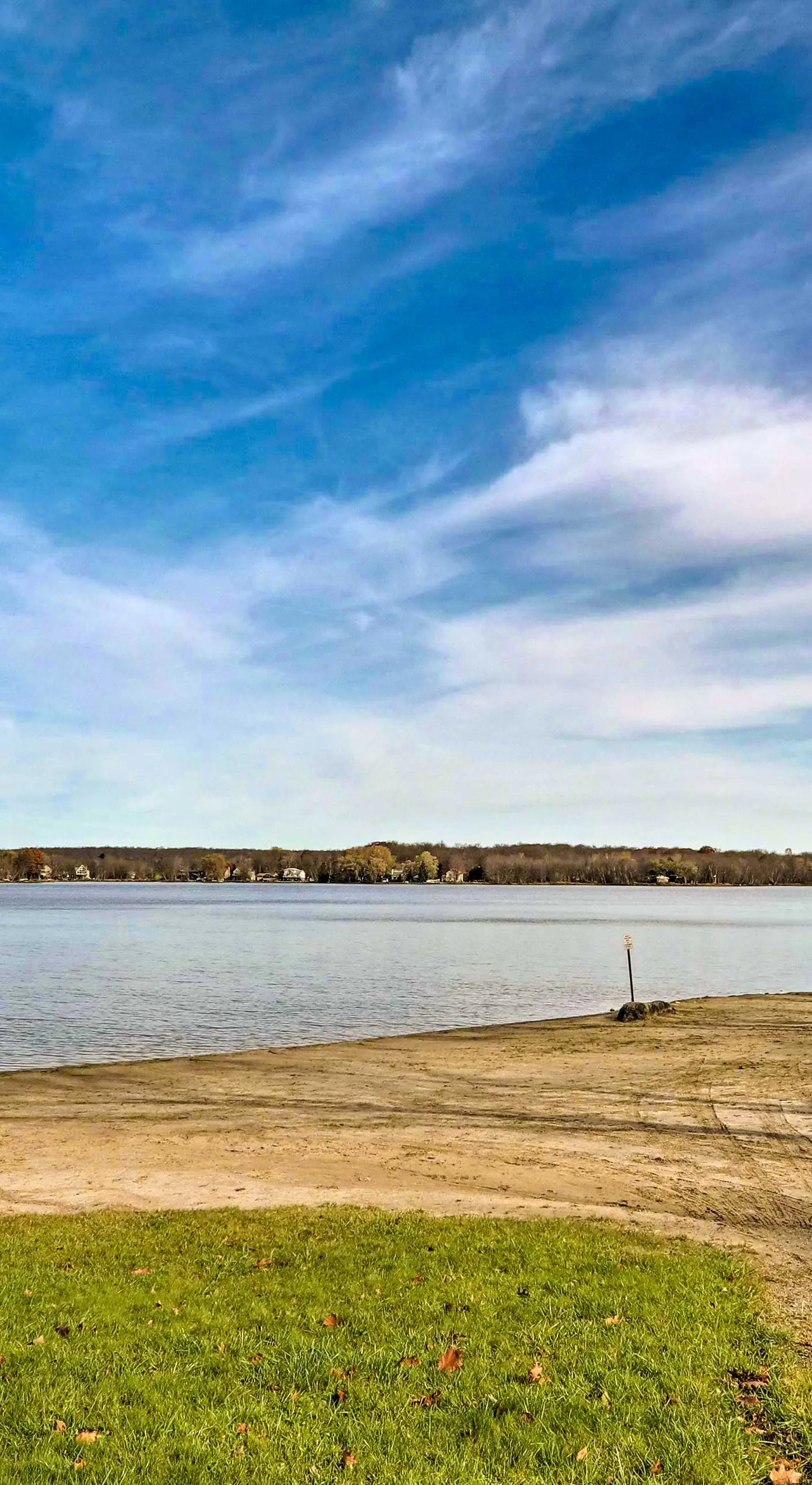 Walk to Arrowhead Lake: Cabin w/ Private Hot Tub!