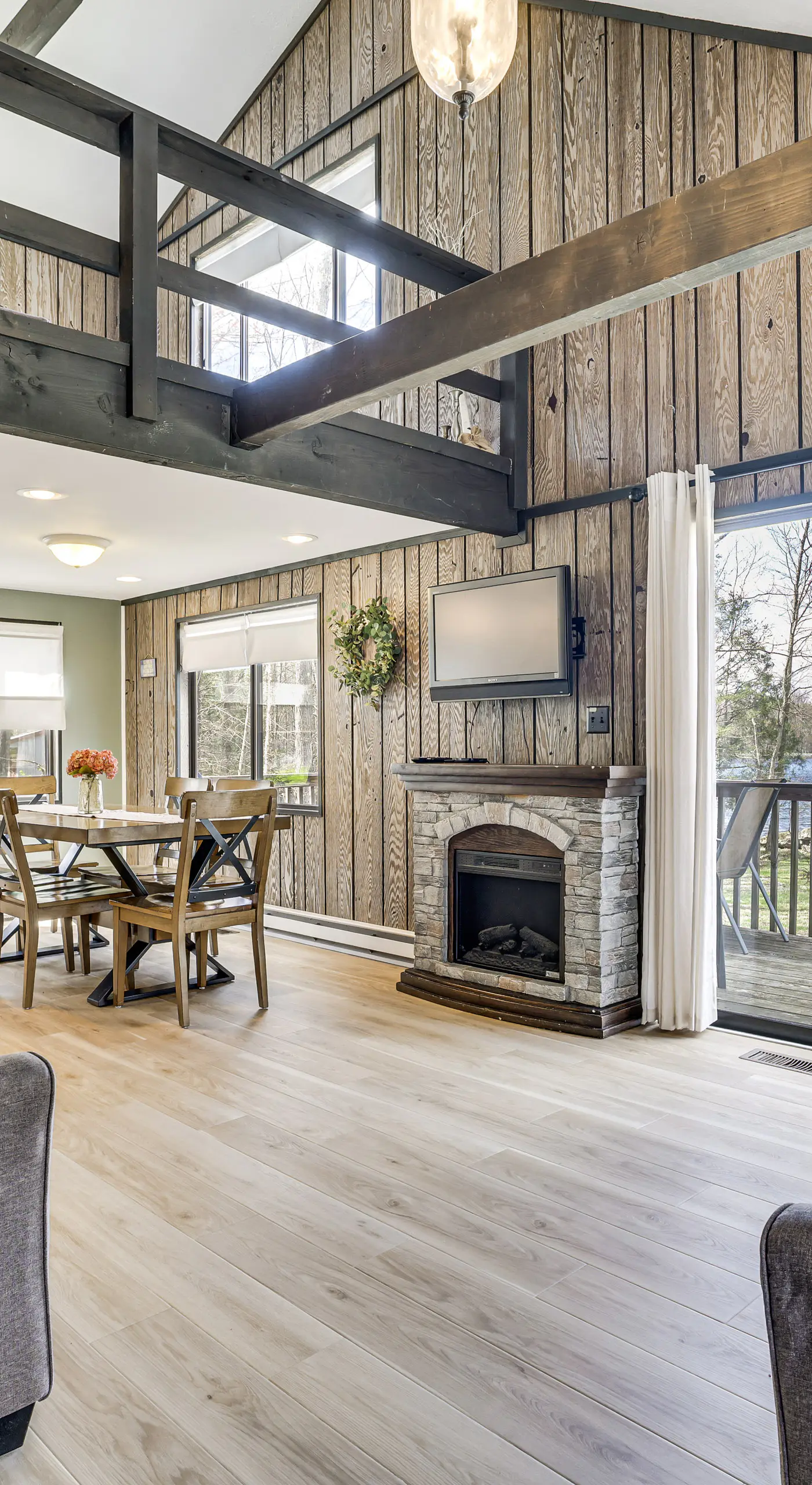 Pocono Lake Home w/ Fire Pit: Walk to Ski Hill!