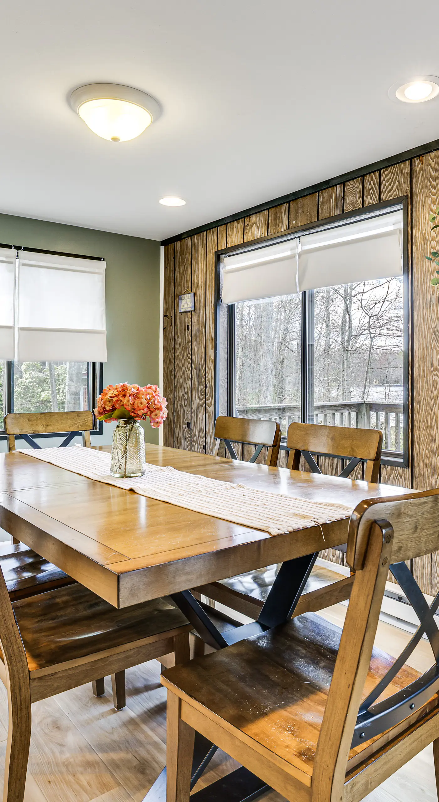 Pocono Lake Home w/ Fire Pit: Walk to Ski Hill!
