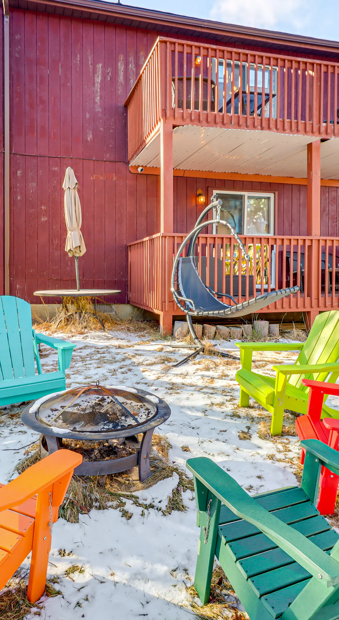 Private Spa, Fire Pit & Deck: Poconos Home!