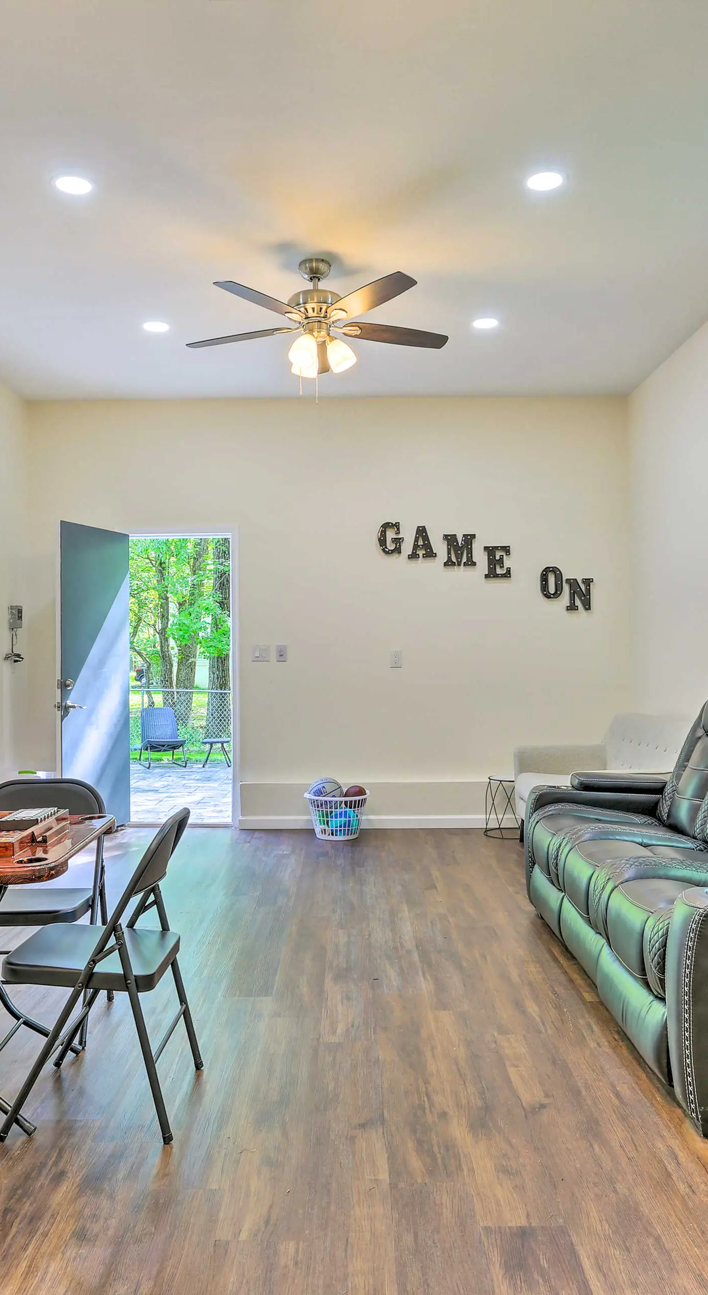 2 Game Rooms! Family Poconos Home 9 Mi to Slopes