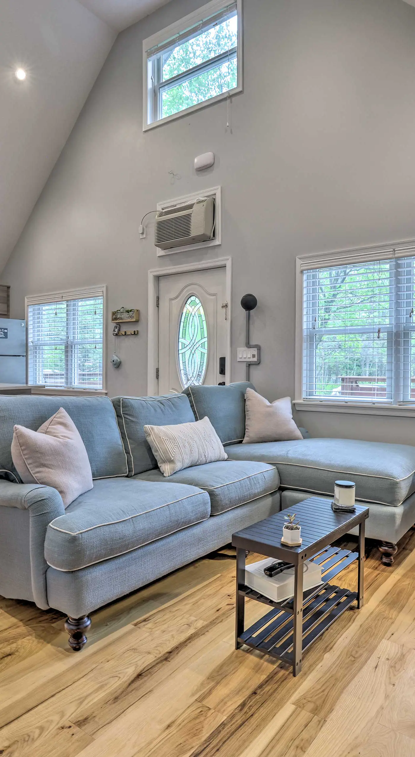 Near Lakes & Resorts: Pet-Friendly Long Pond Abode