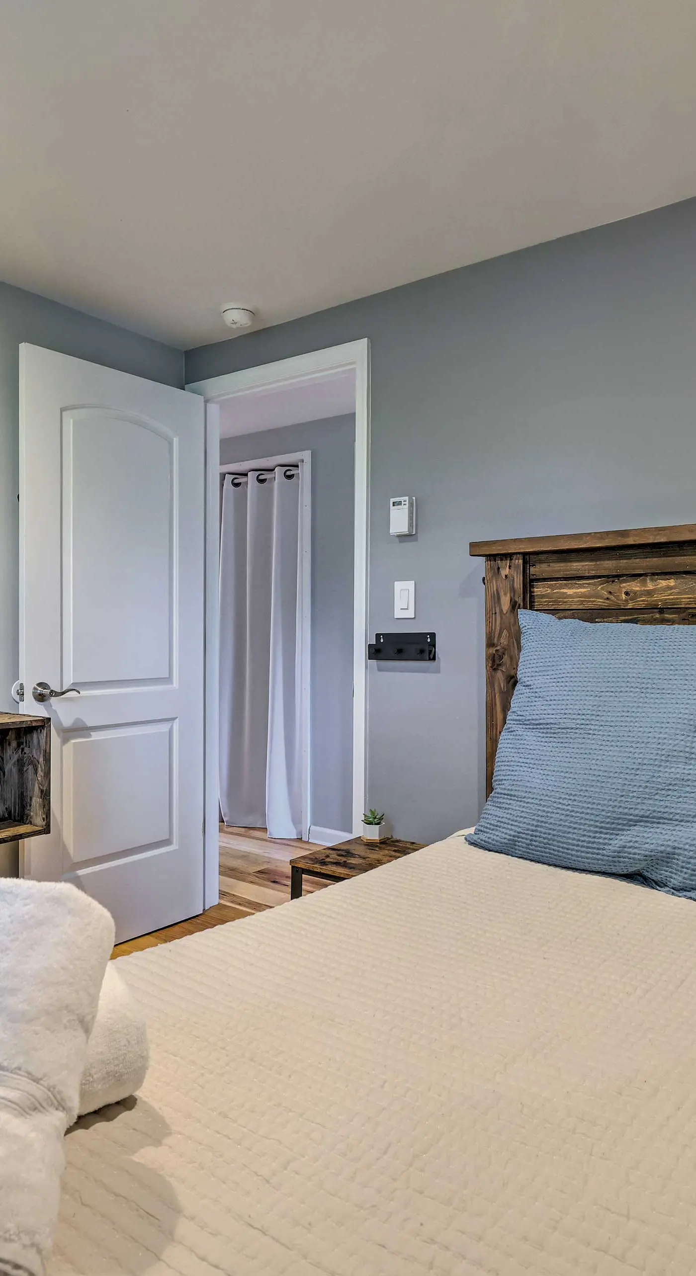 Near Lakes & Resorts: Pet-Friendly Long Pond Abode