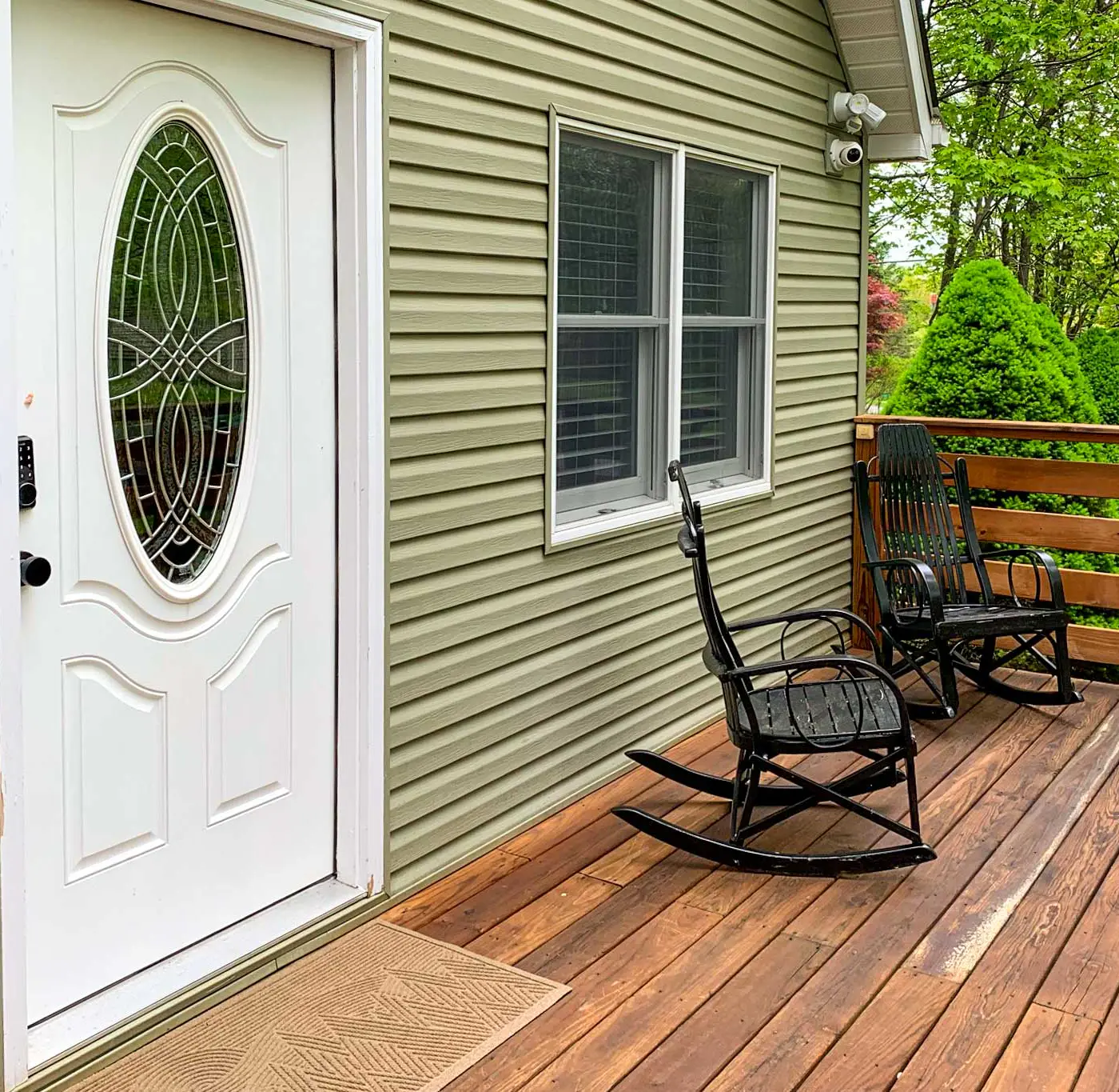 Near Lakes & Resorts: Pet-Friendly Long Pond Abode