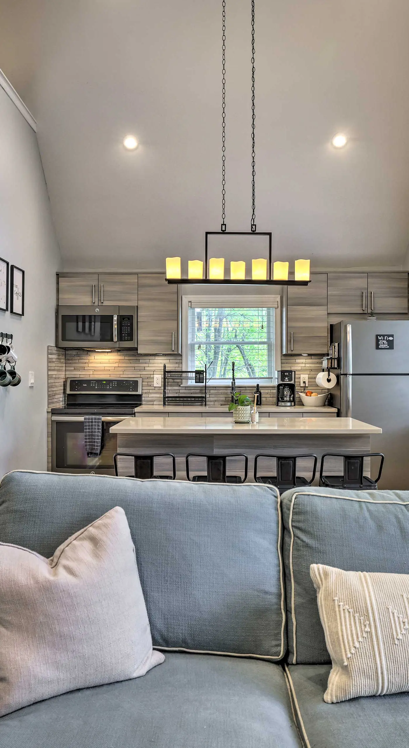 Near Lakes & Resorts: Pet-Friendly Long Pond Abode