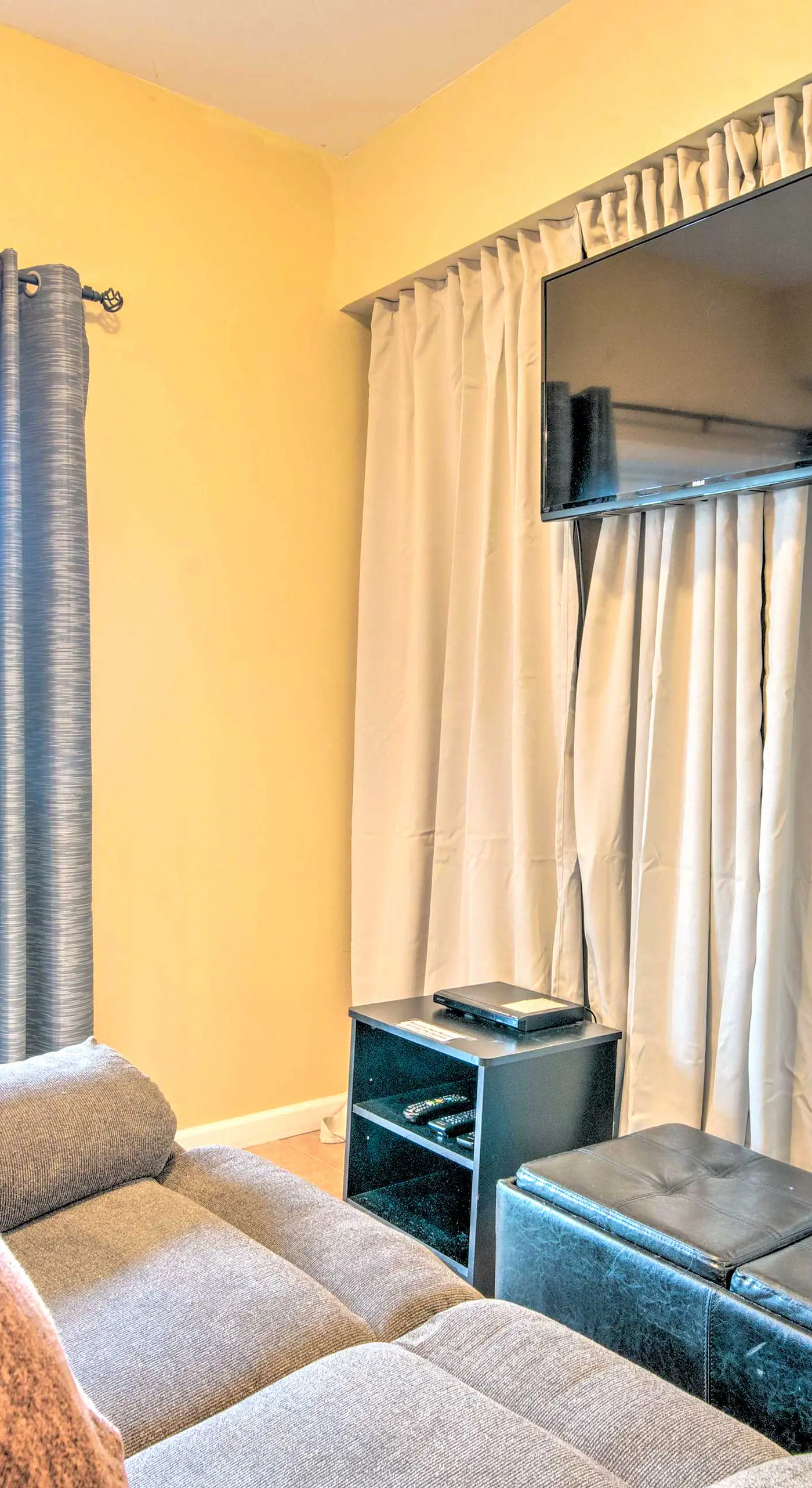 Community Perks & Deck: Lake Harmony Townhome!