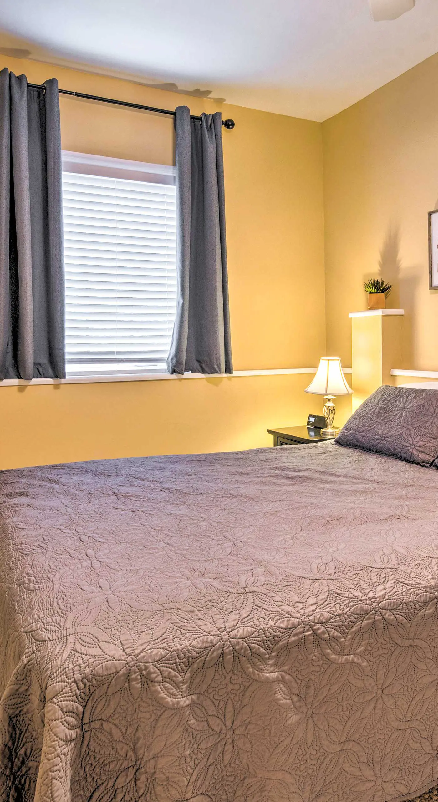 Community Perks & Deck: Lake Harmony Townhome!
