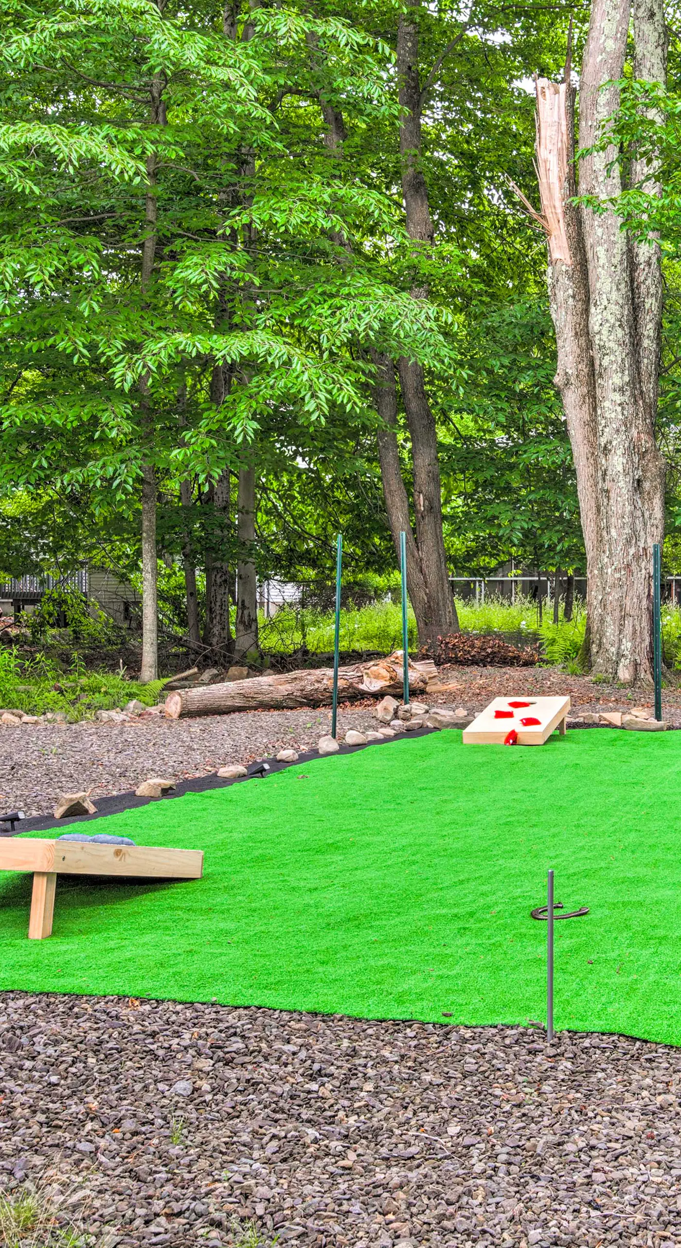 Jacuzzi & Resort Amenities: Tobyhanna Family Home!
