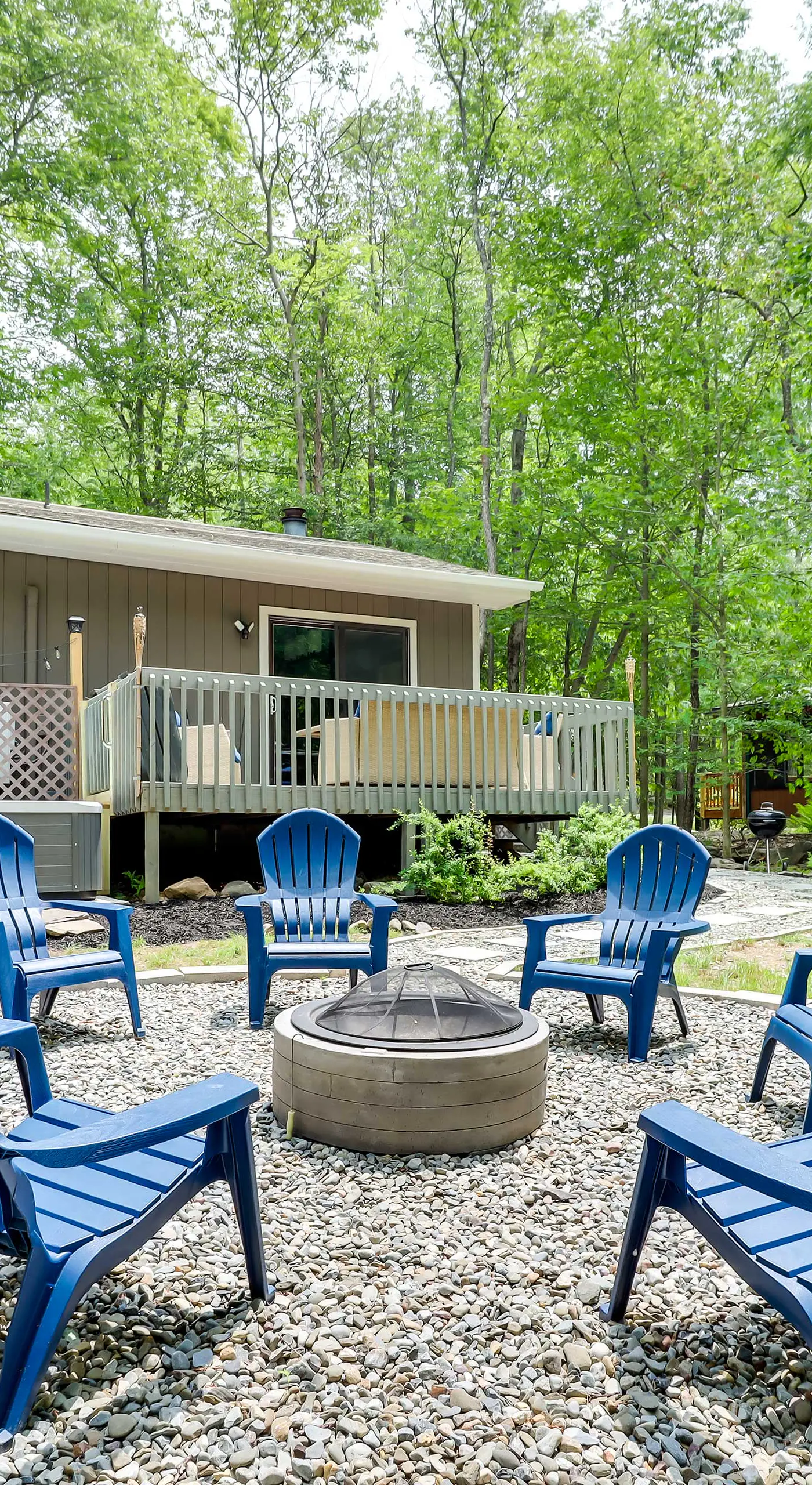 Hot Tub & Fire Pit! Gem in Big Bass Lake Community