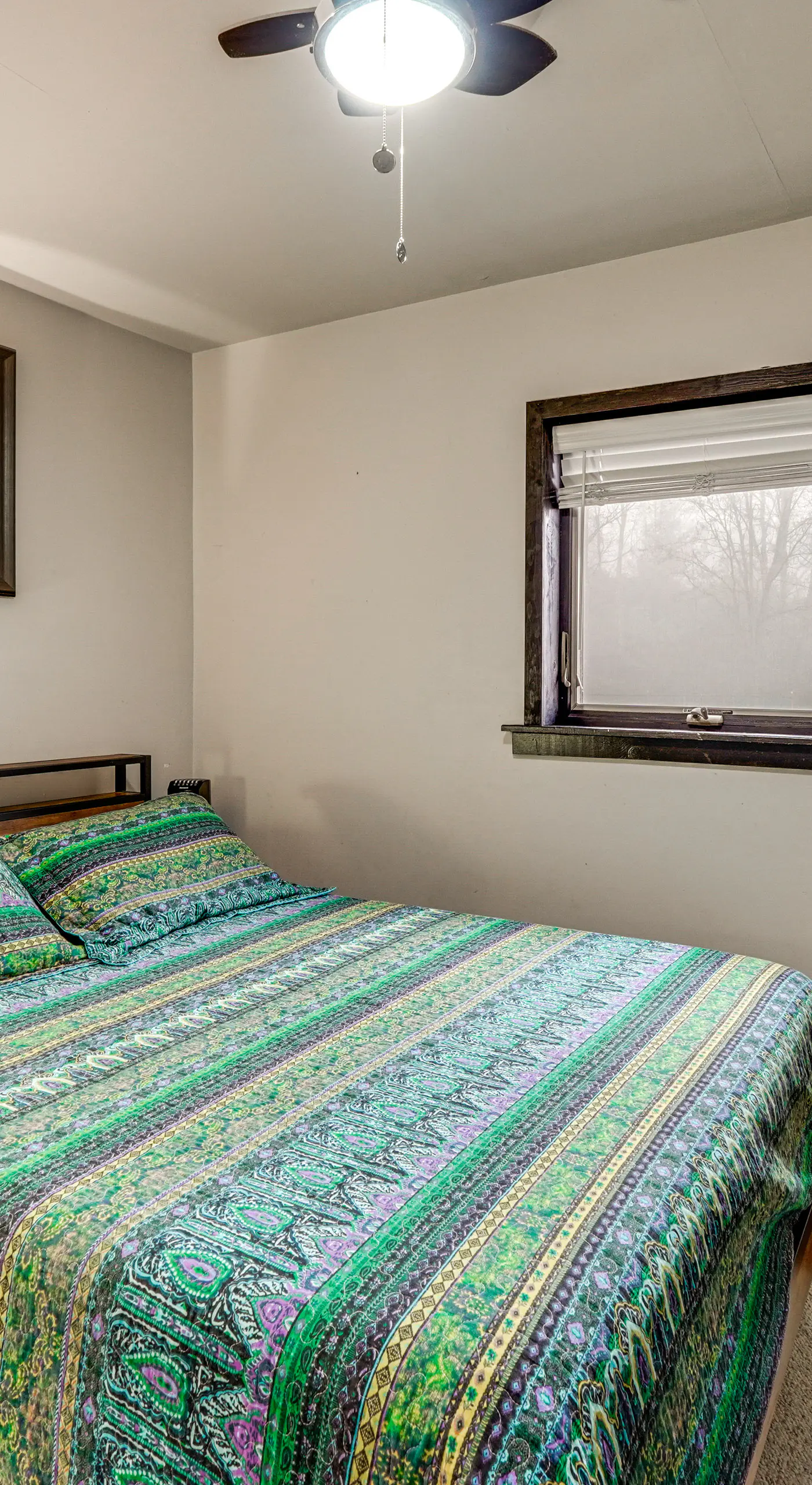 Mtn-View Gem w/ Deck & Hot Tub in Tannersville