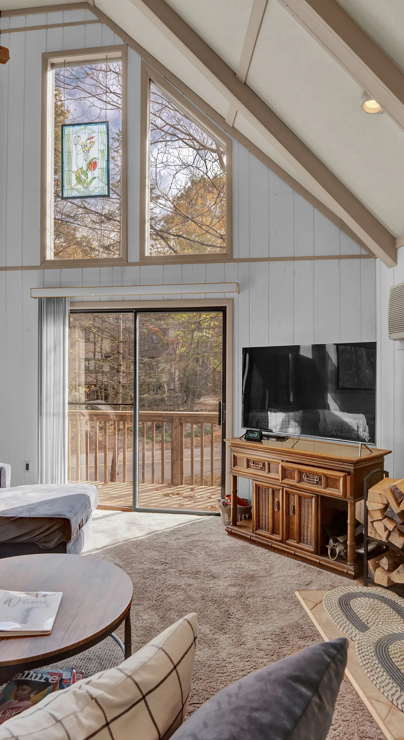 Poconos Retreat w/ Pool and Lake Access