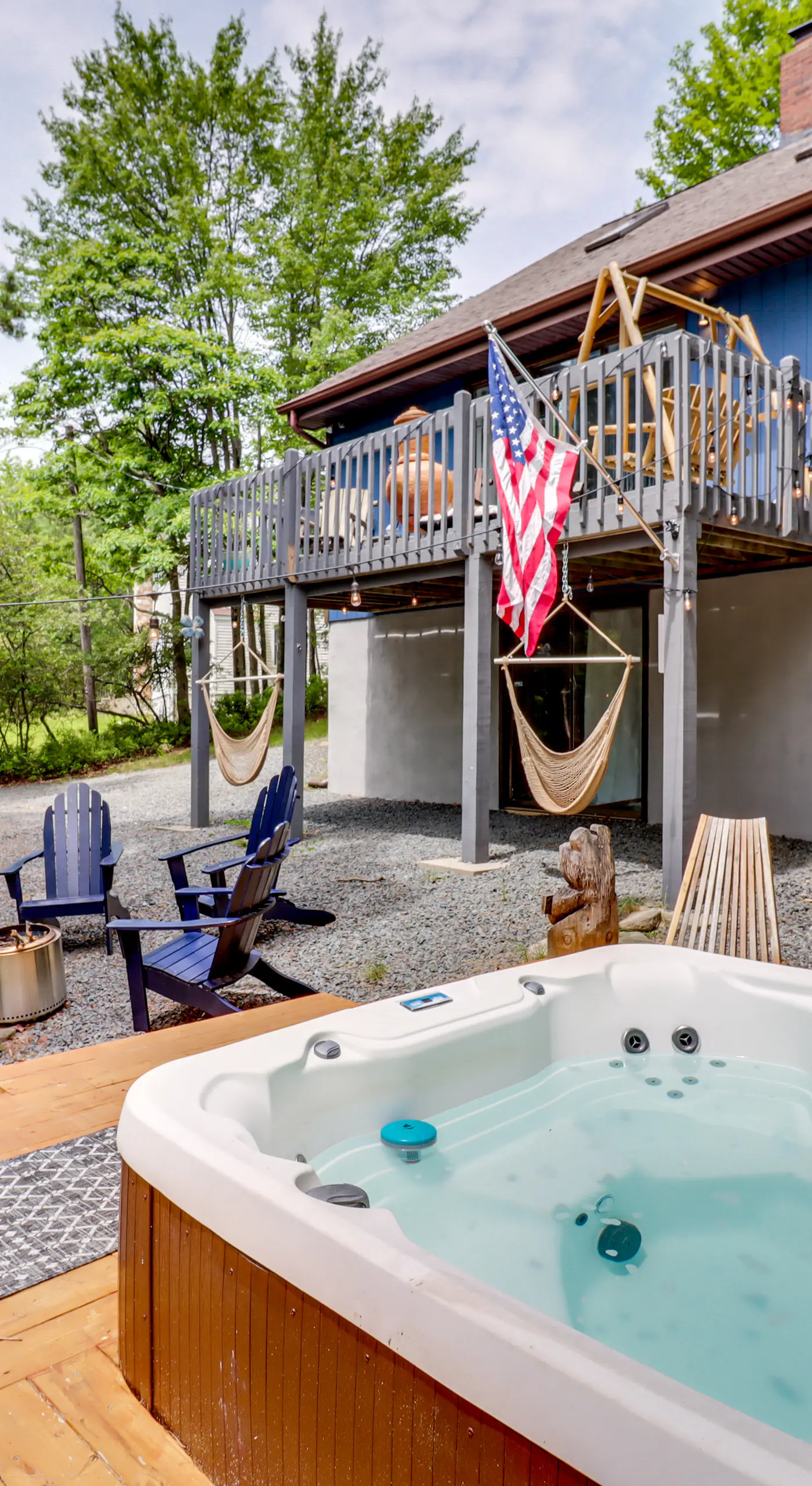 Hot Tub, Fire Pit & Barrel Sauna: Poconos Abode