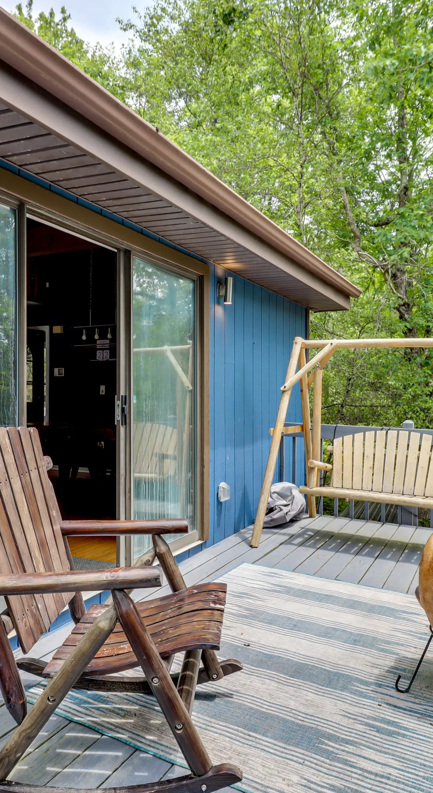 Hot Tub, Fire Pit & Barrel Sauna: Poconos Abode