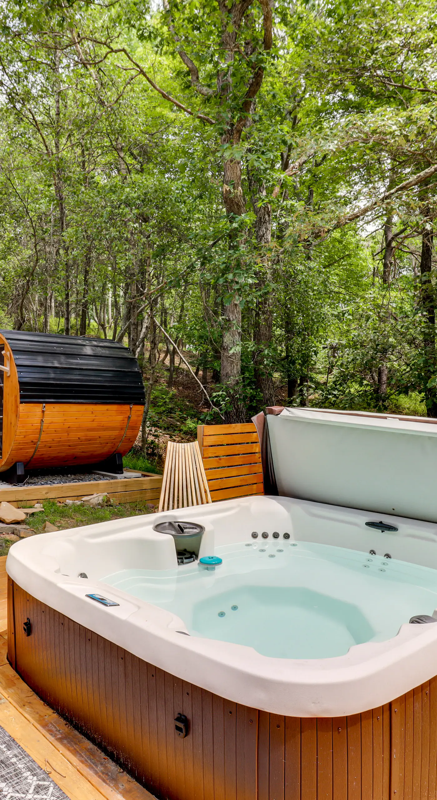 Hot Tub, Fire Pit & Barrel Sauna: Poconos Abode