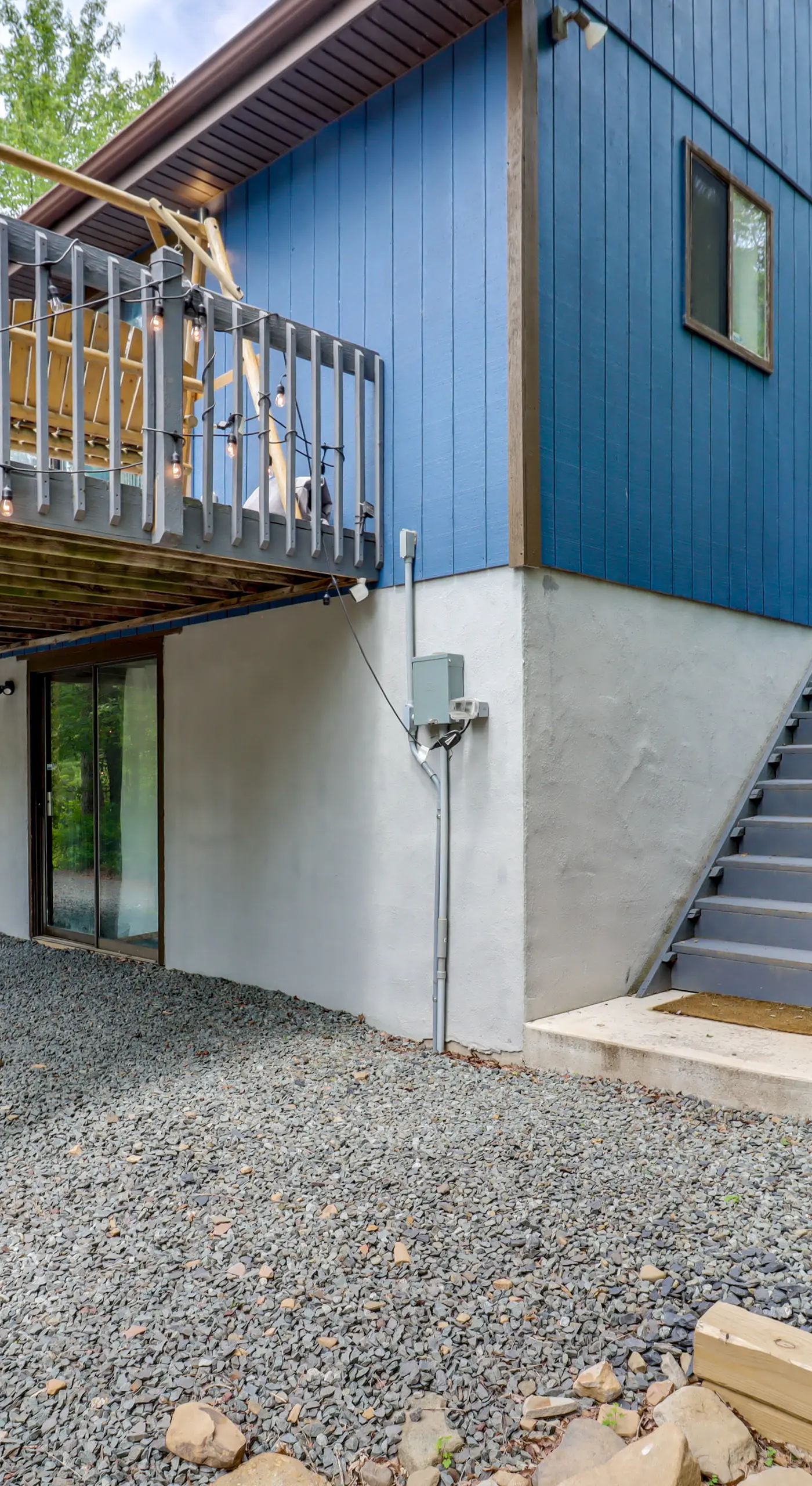 Hot Tub, Fire Pit & Barrel Sauna: Poconos Abode