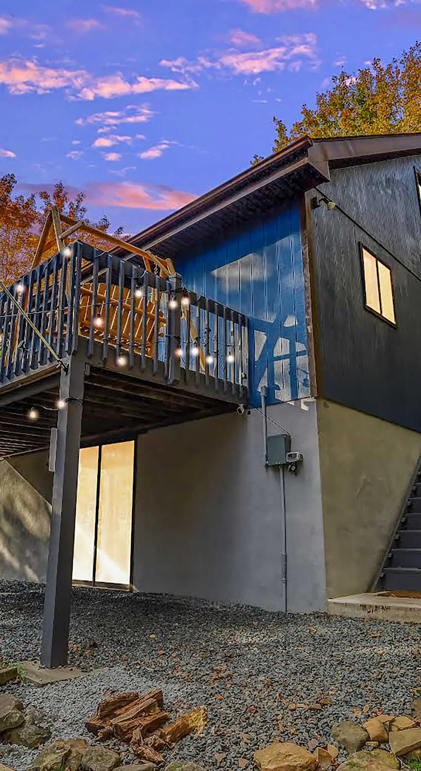 Hot Tub, Fire Pit & Barrel Sauna: Poconos Abode
