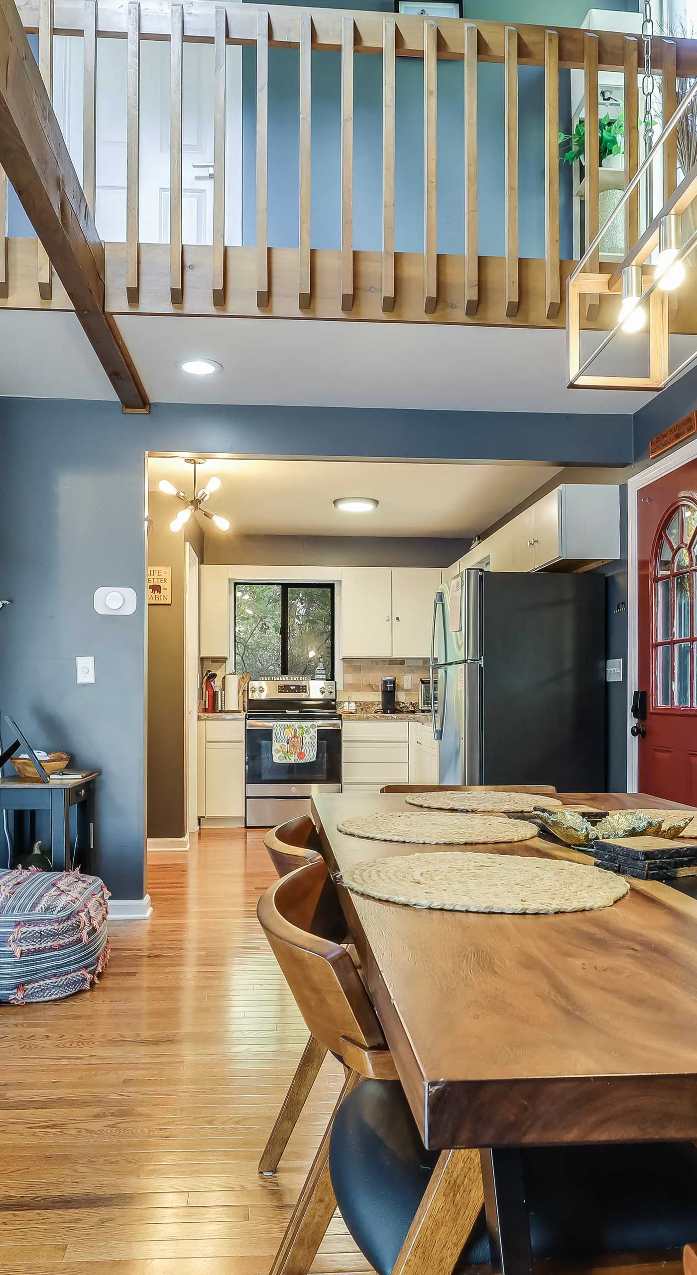 Hot Tub, Fire Pit & Barrel Sauna: Poconos Abode