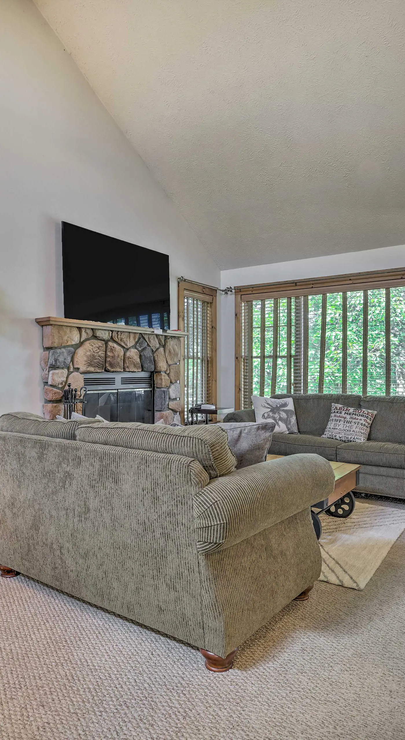 Tannersville Townhome, Near Camelback Mtn!
