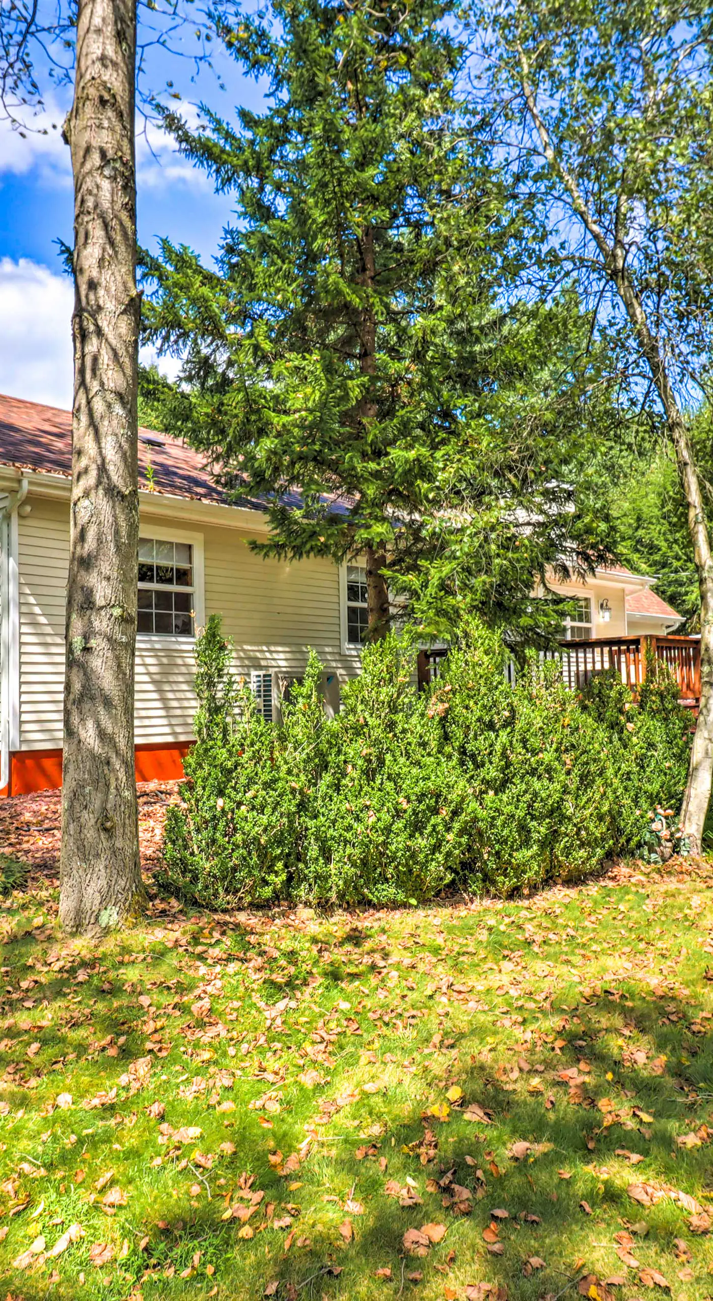 Walk to Wolf Run Lake: Cottage w/ Furnished Deck