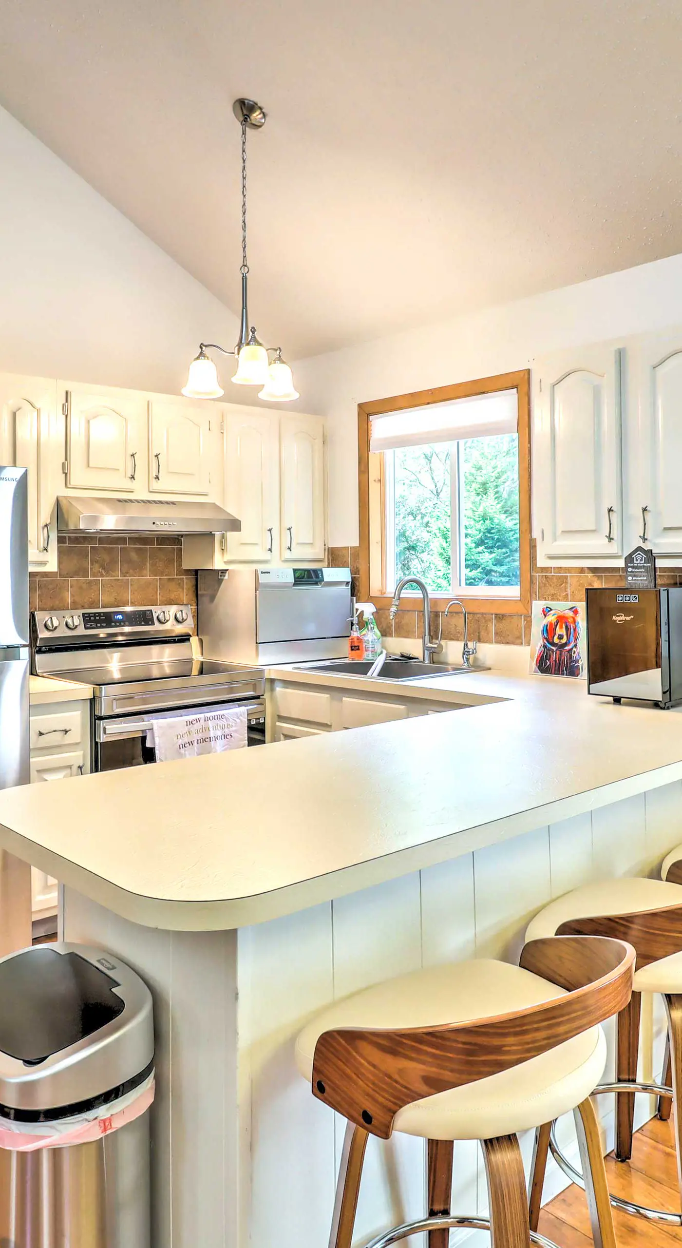 Walk to Wolf Run Lake: Cottage w/ Furnished Deck