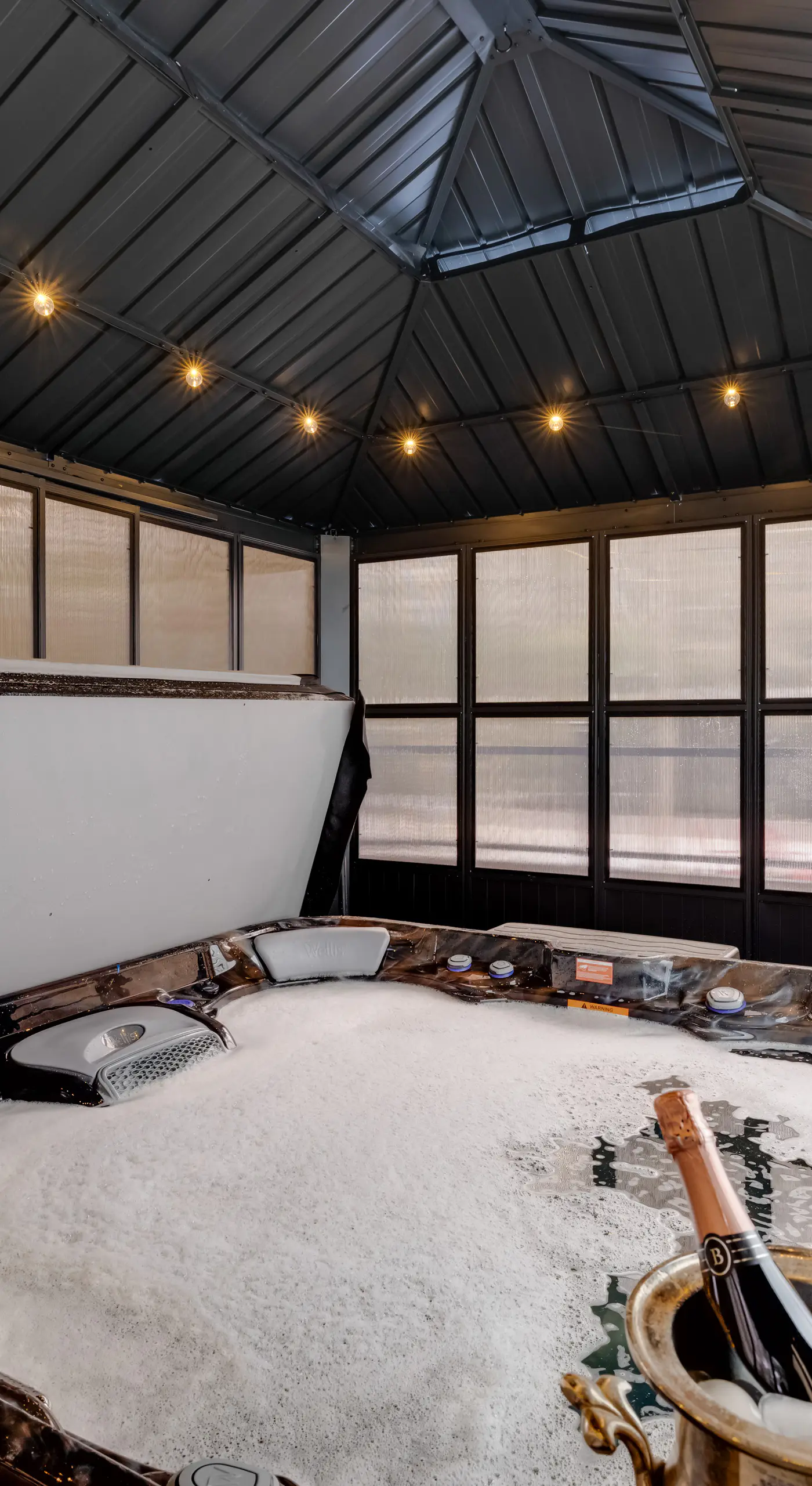 Hot Tub & Deck: Gorgeous Retreat in Pocono Summit!