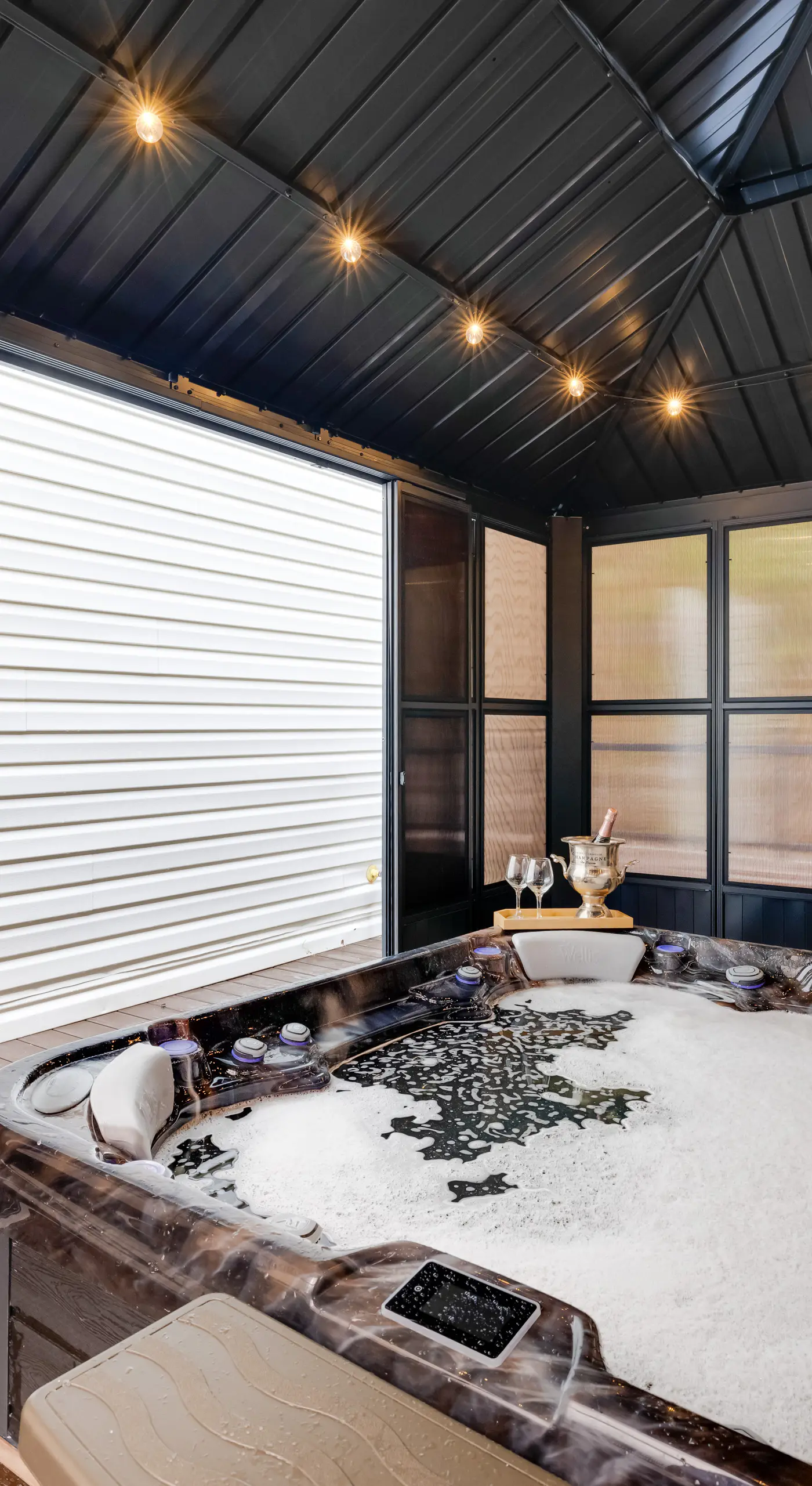 Hot Tub & Deck: Gorgeous Retreat in Pocono Summit!