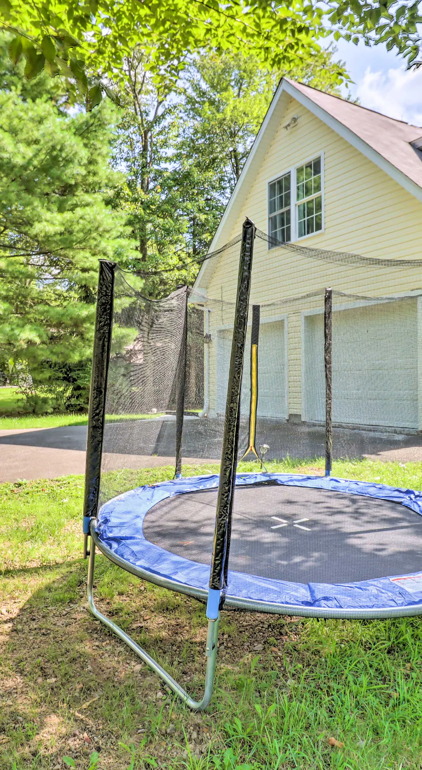 Hot Tub & Deck: Gorgeous Retreat in Pocono Summit!