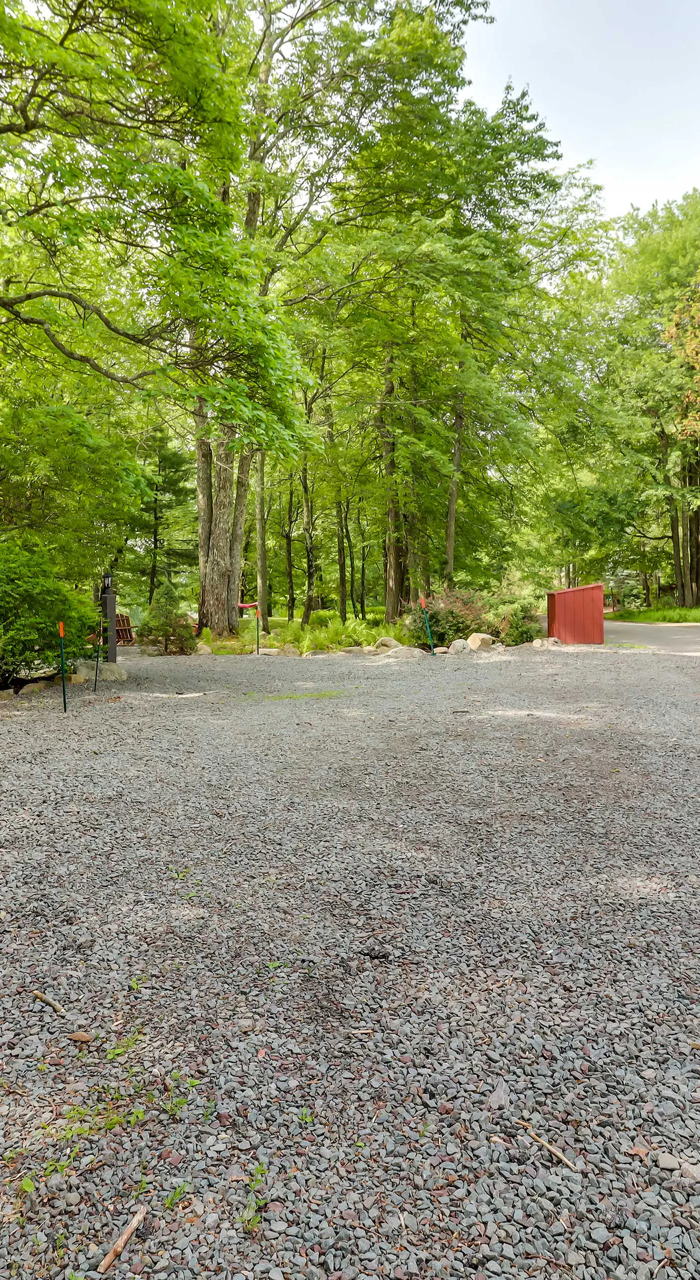 Outdoor Theater, Deck & Fire Pit: Poconos Retreat