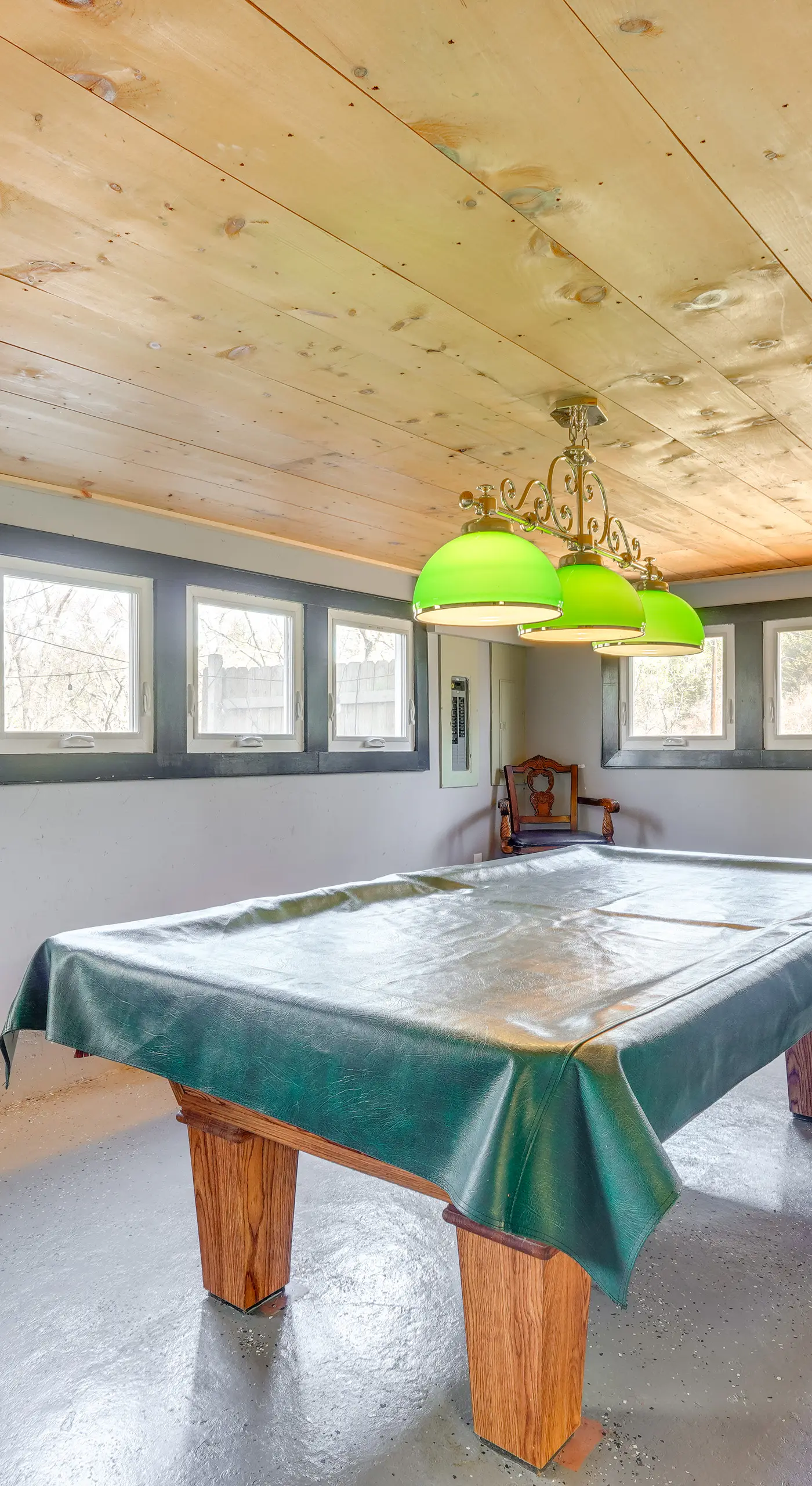 Historic Manor 3 Mi to Shawnee Mtn! Pet Friendly