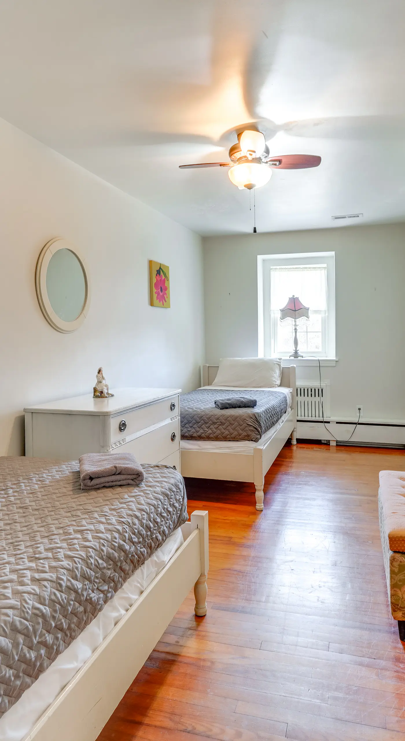Historic Manor 3 Mi to Shawnee Mtn! Pet Friendly