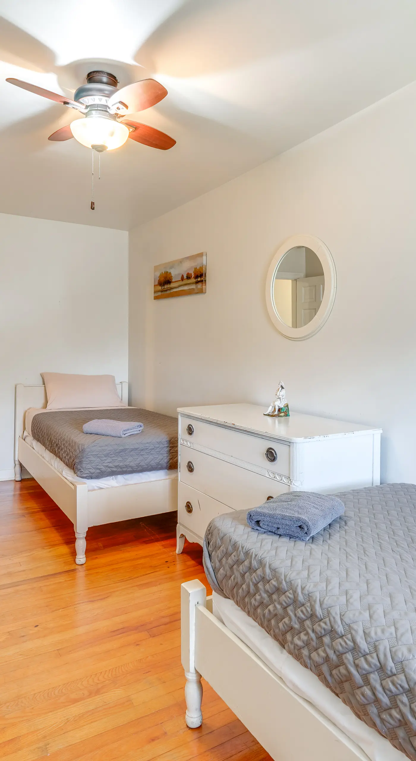 Historic Manor 3 Mi to Shawnee Mtn! Pet Friendly