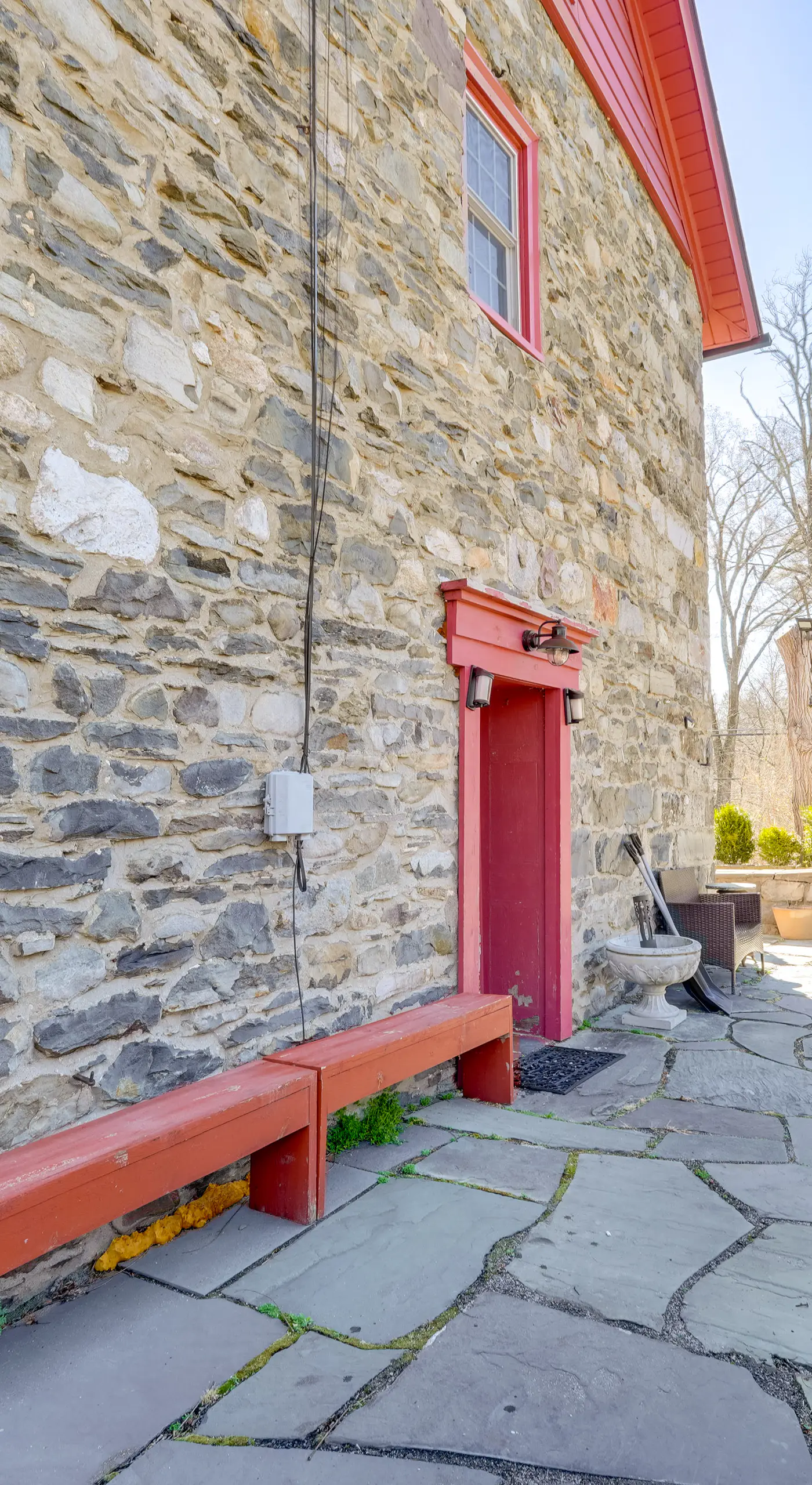 Historic Manor 3 Mi to Shawnee Mtn! Pet Friendly